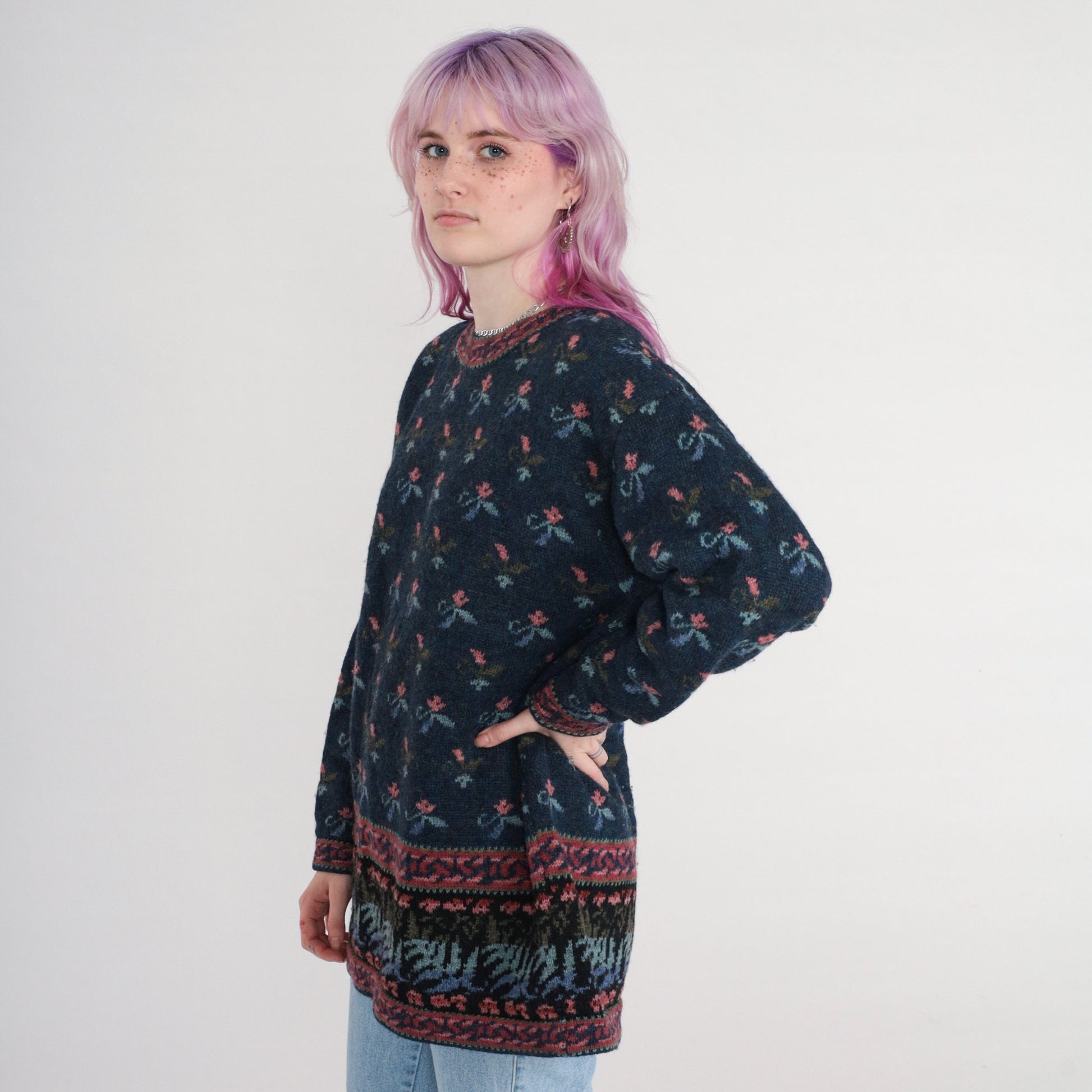 00s Floral Knit Sweater Navy Blue Icelandic Design Wool Crewneck Large L