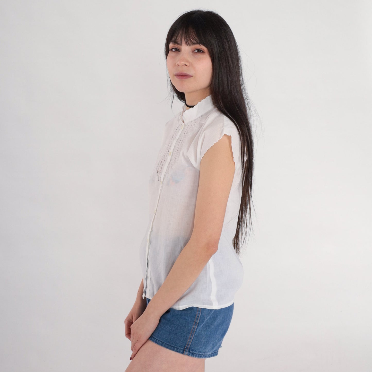 70s White Floral Embroidered Cutout Blouse Cap Sleeve Button Up Extra Small