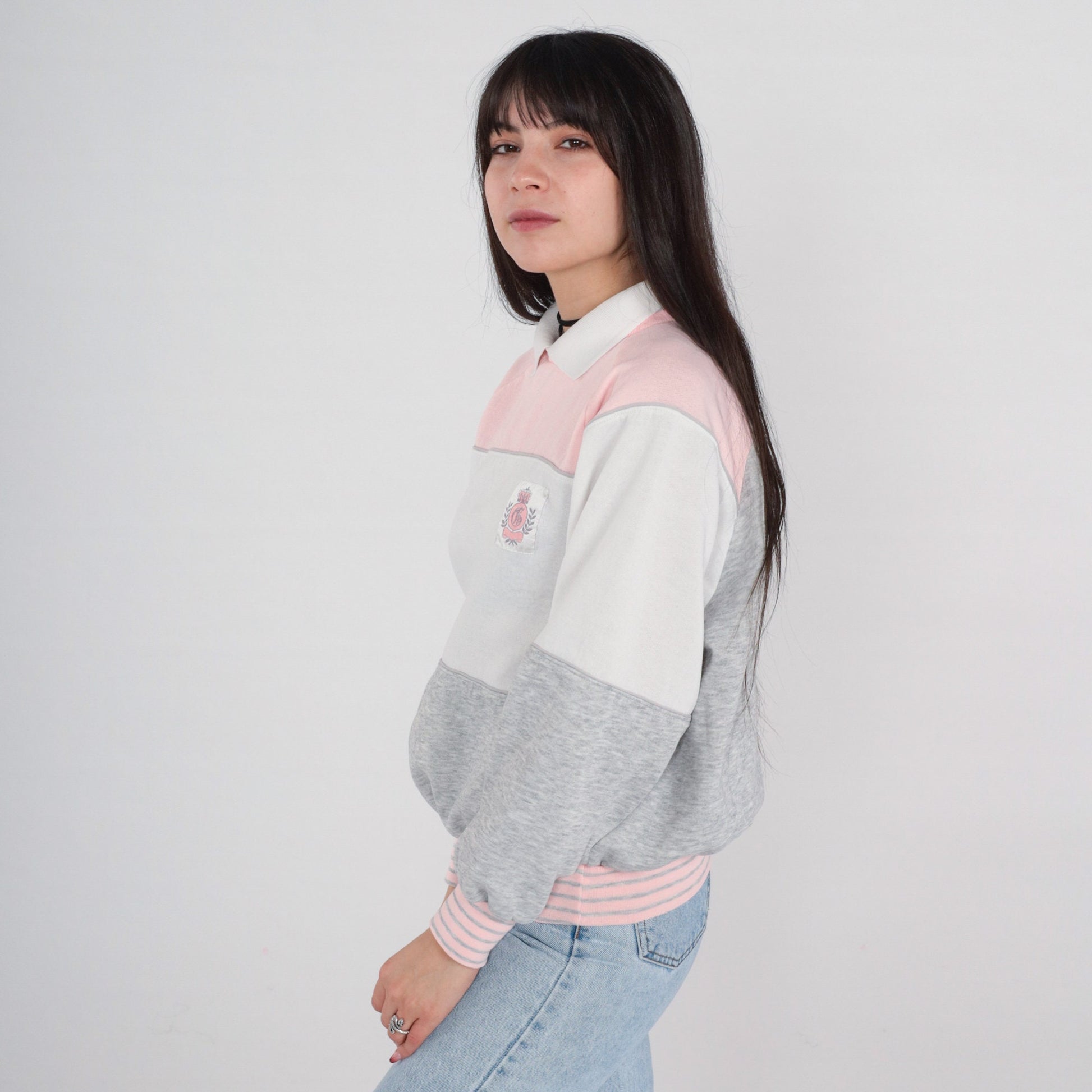 90s Colour Block Sweatshirt Grey Pink White Crest Pullover Medium