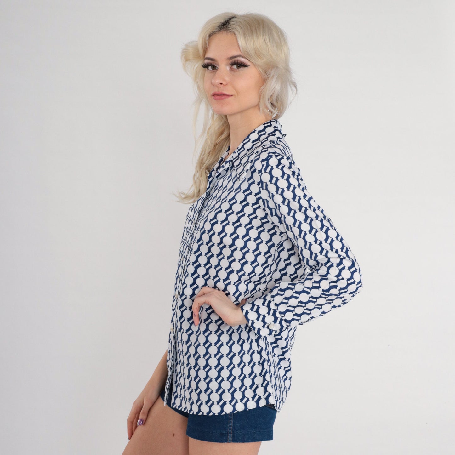 70s Geometric Dot Print Button-Up Blouse Wing Collar White Blue Medium