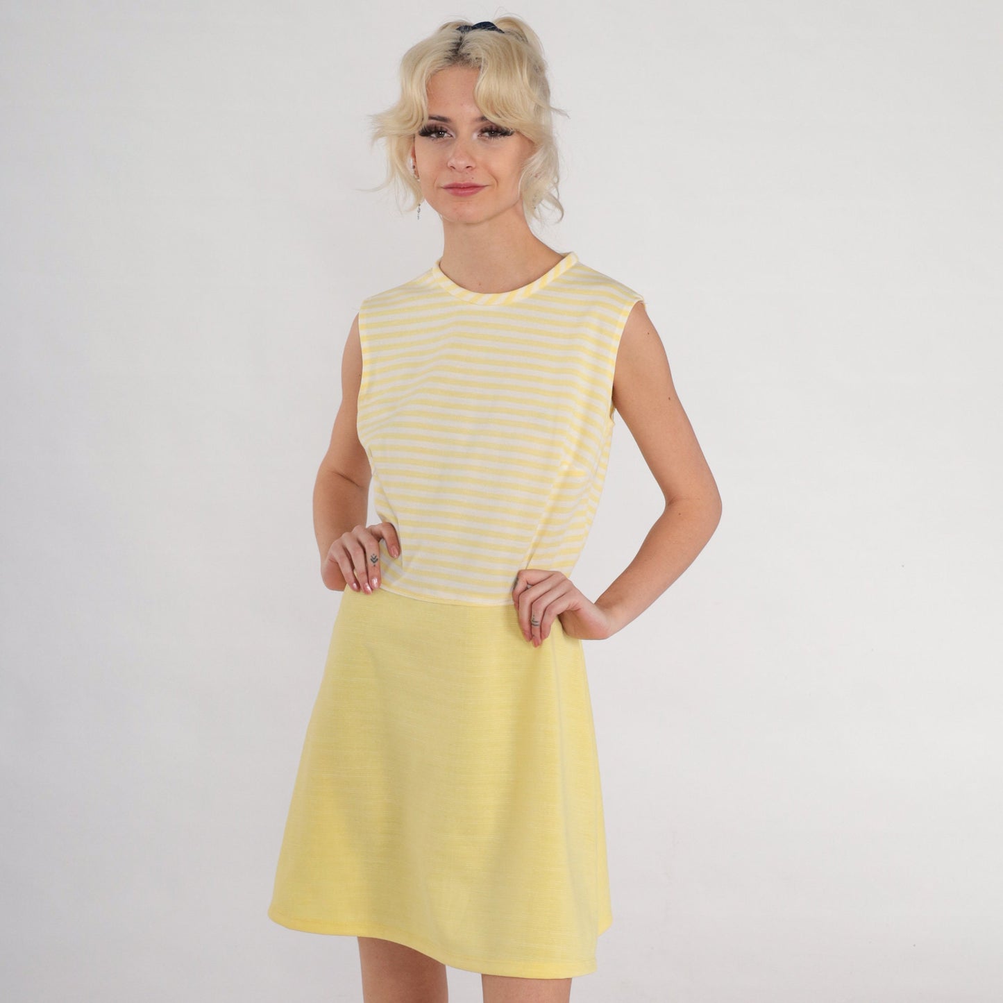 70s Yellow & White Striped Shift Mini Dress Sleeveless Medium