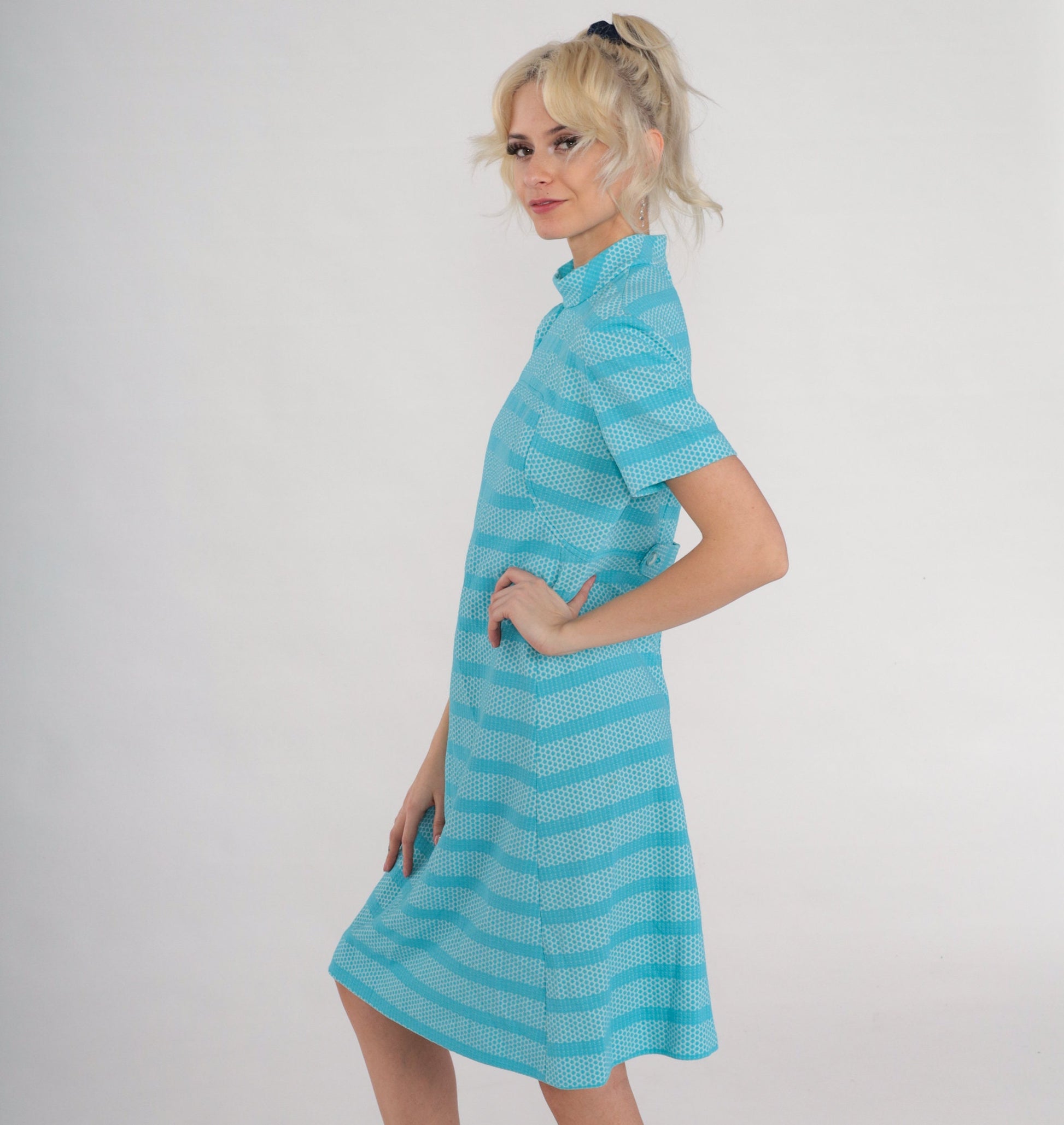 60s Mod Blue Striped Bubble Print Shift Dress Mock Neck Knee Length Small