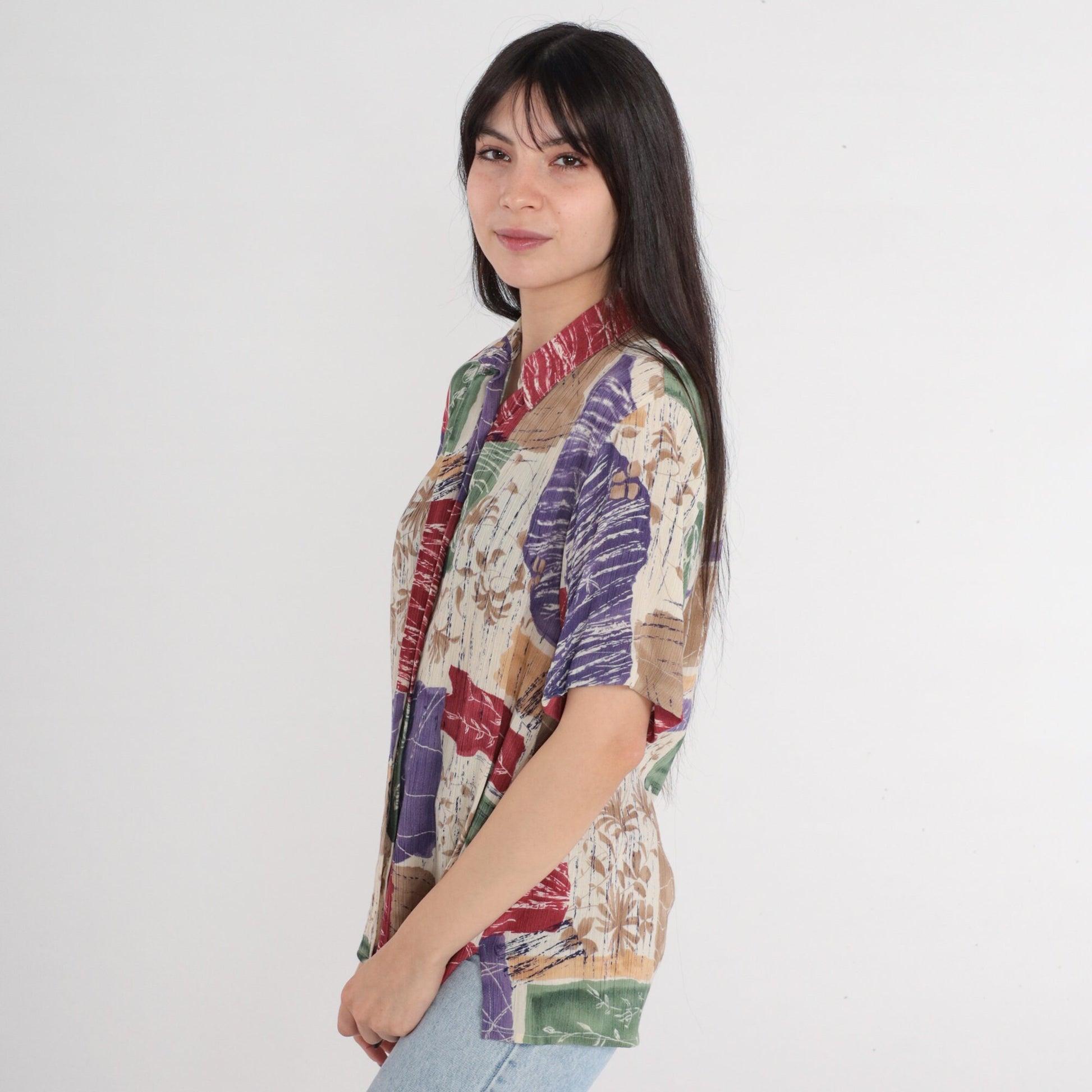 90s Floral Button-Up Blouse Short Sleeve Shirt Cream Red Purple Green Medium