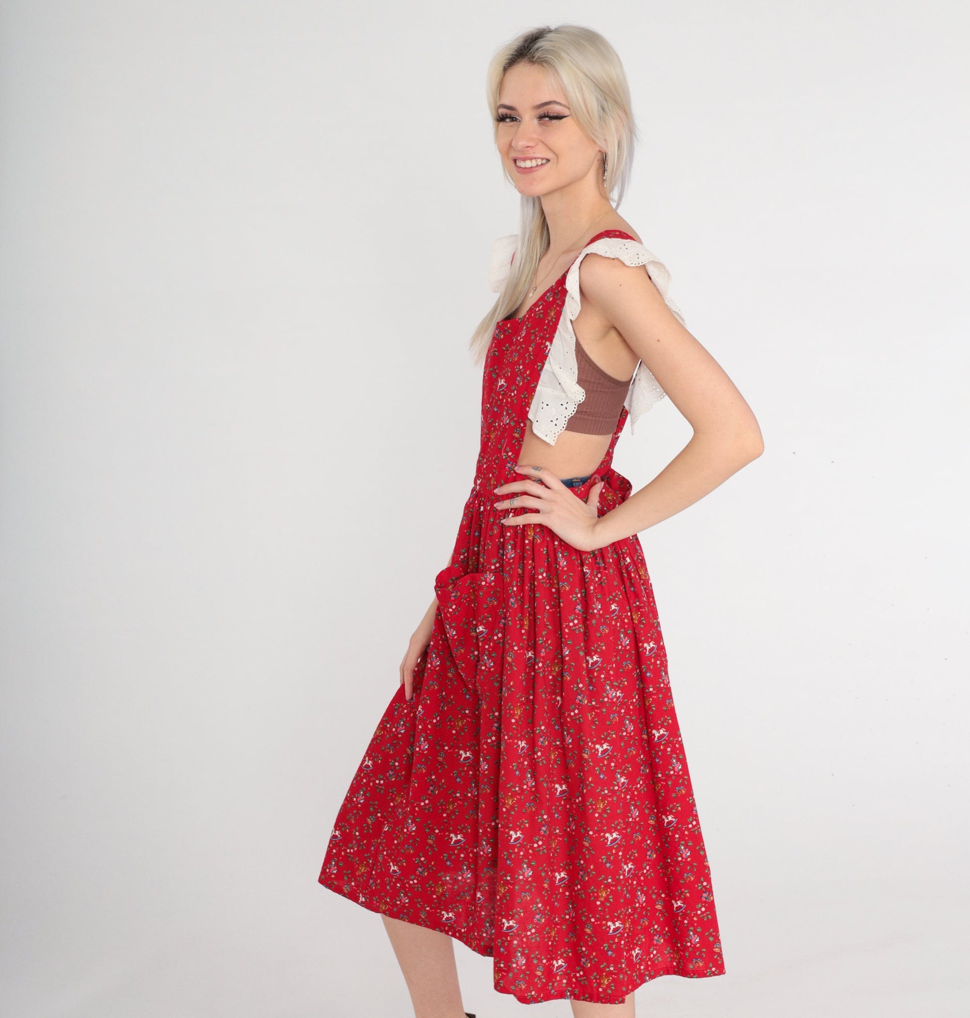 80s Red Eyelet Apron Dress Christmas Print Teddy Bears Trains Medium M