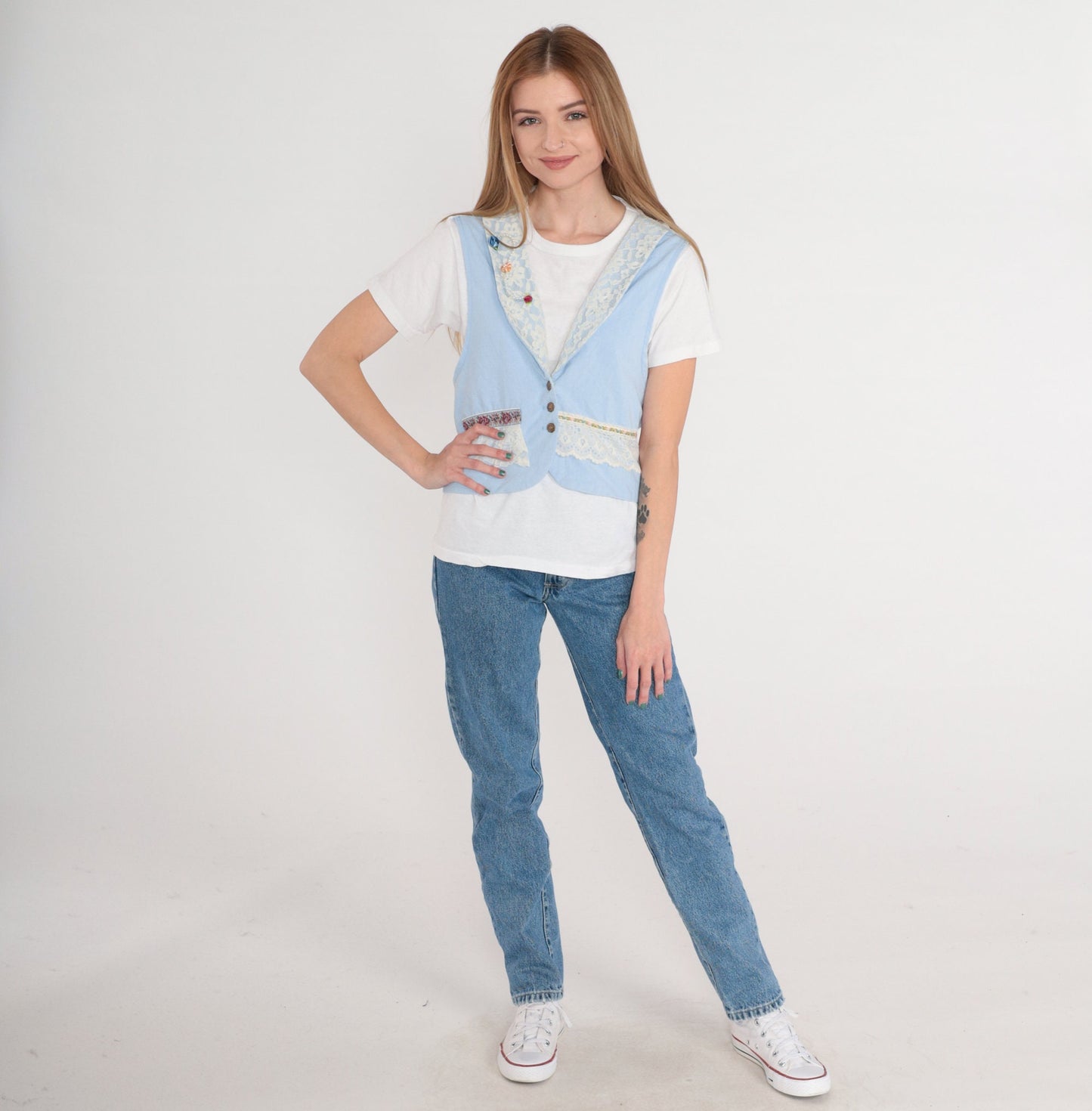 90s Baby Blue Lace Vest White T-Shirt Combo Pearl Beaded Rosette Small