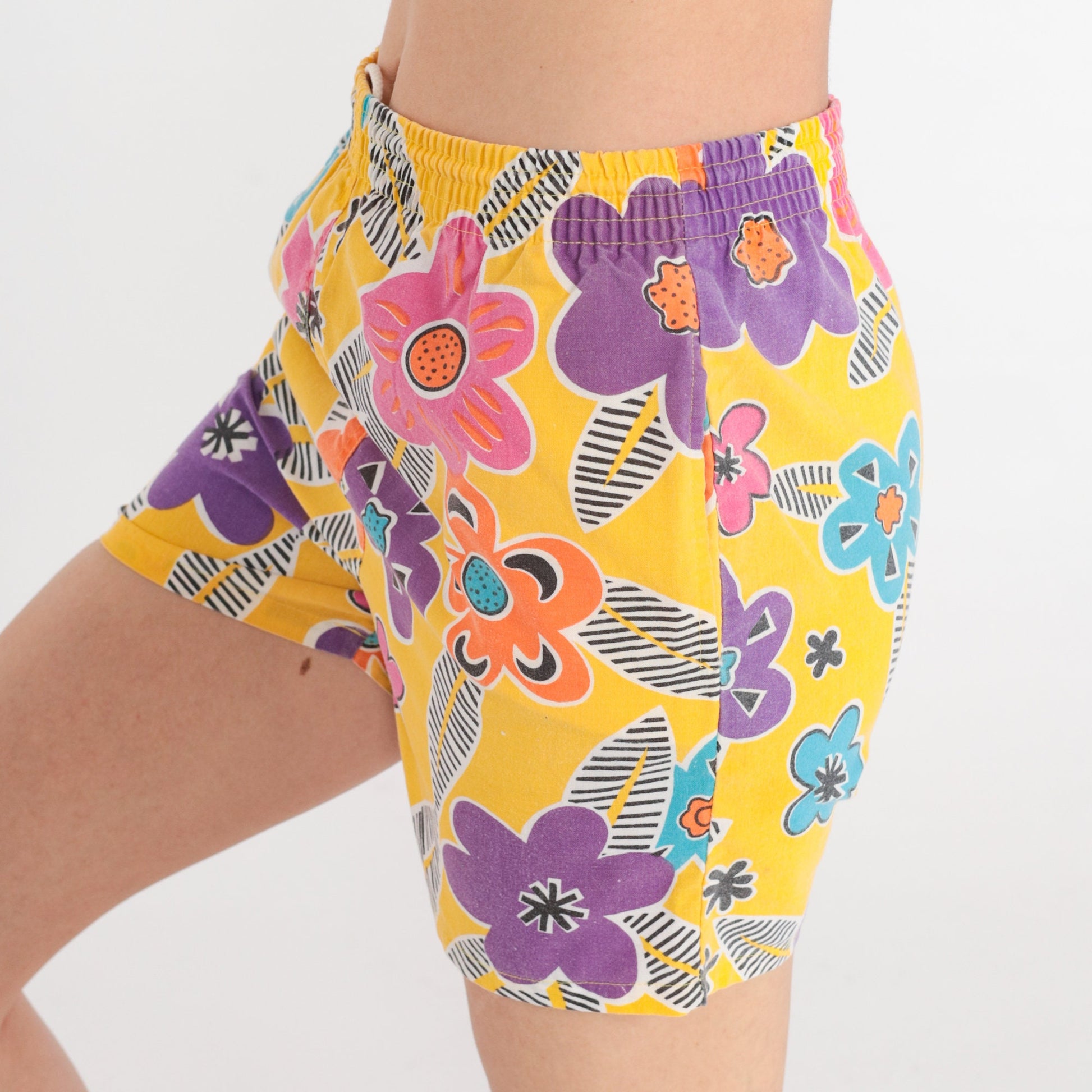 90s Yellow Floral Print Shorts High Waist Drawstring Beach Small S