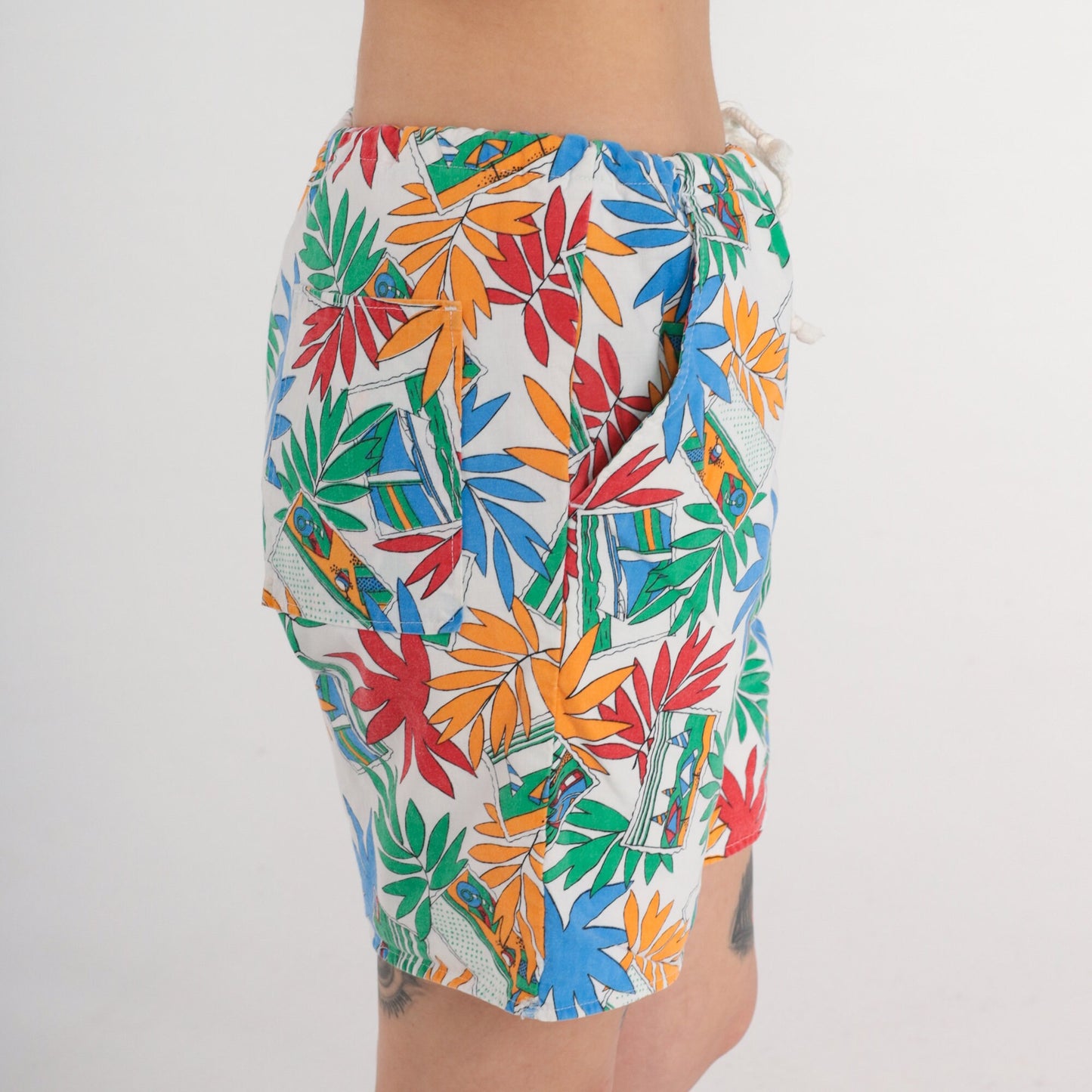 90s Tropical Leaf Boat Print Cotton Shorts High Waist Drawstring White Medium