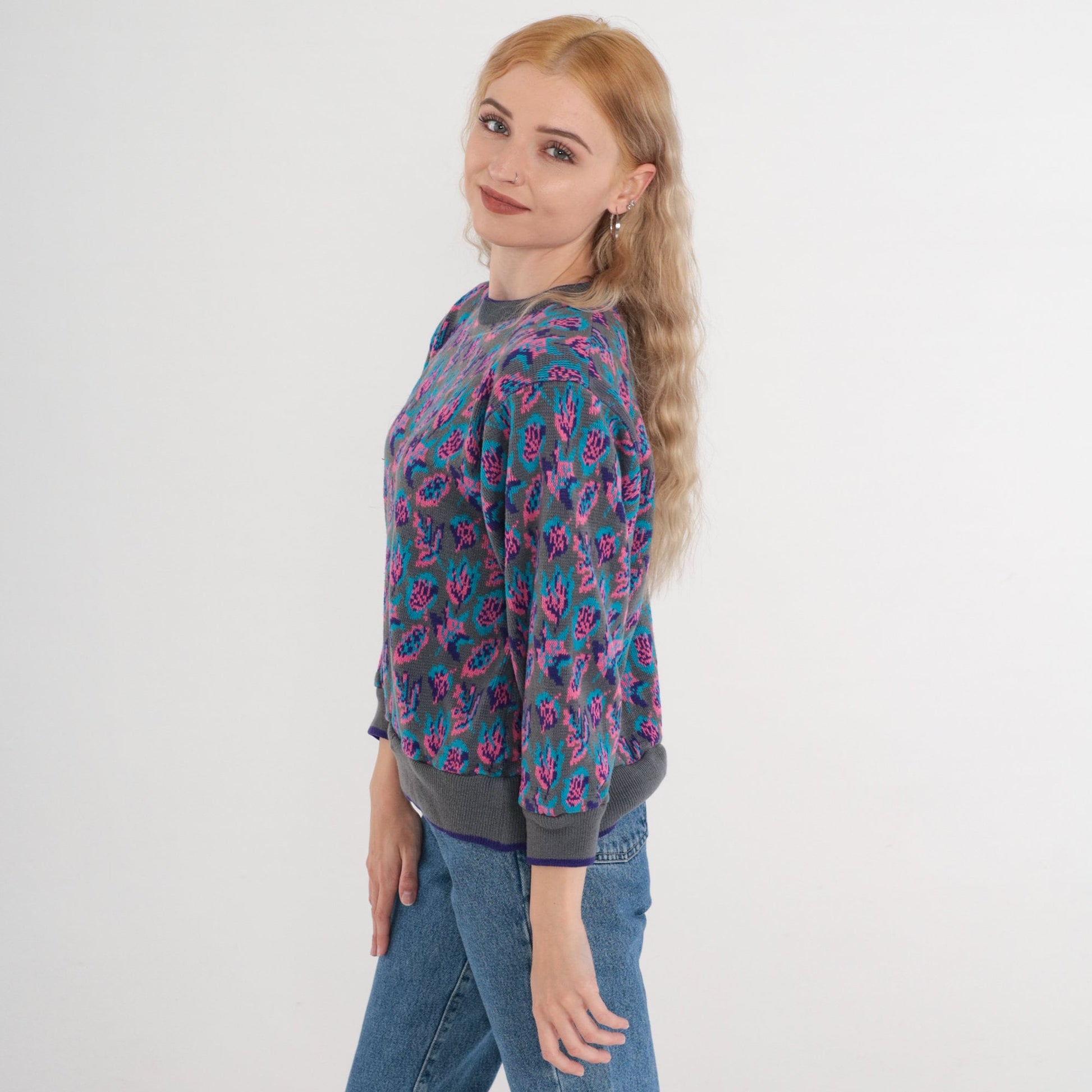 90s Floral Knit Sweater Grey Ringer Crewneck Pink Purple Blue Small