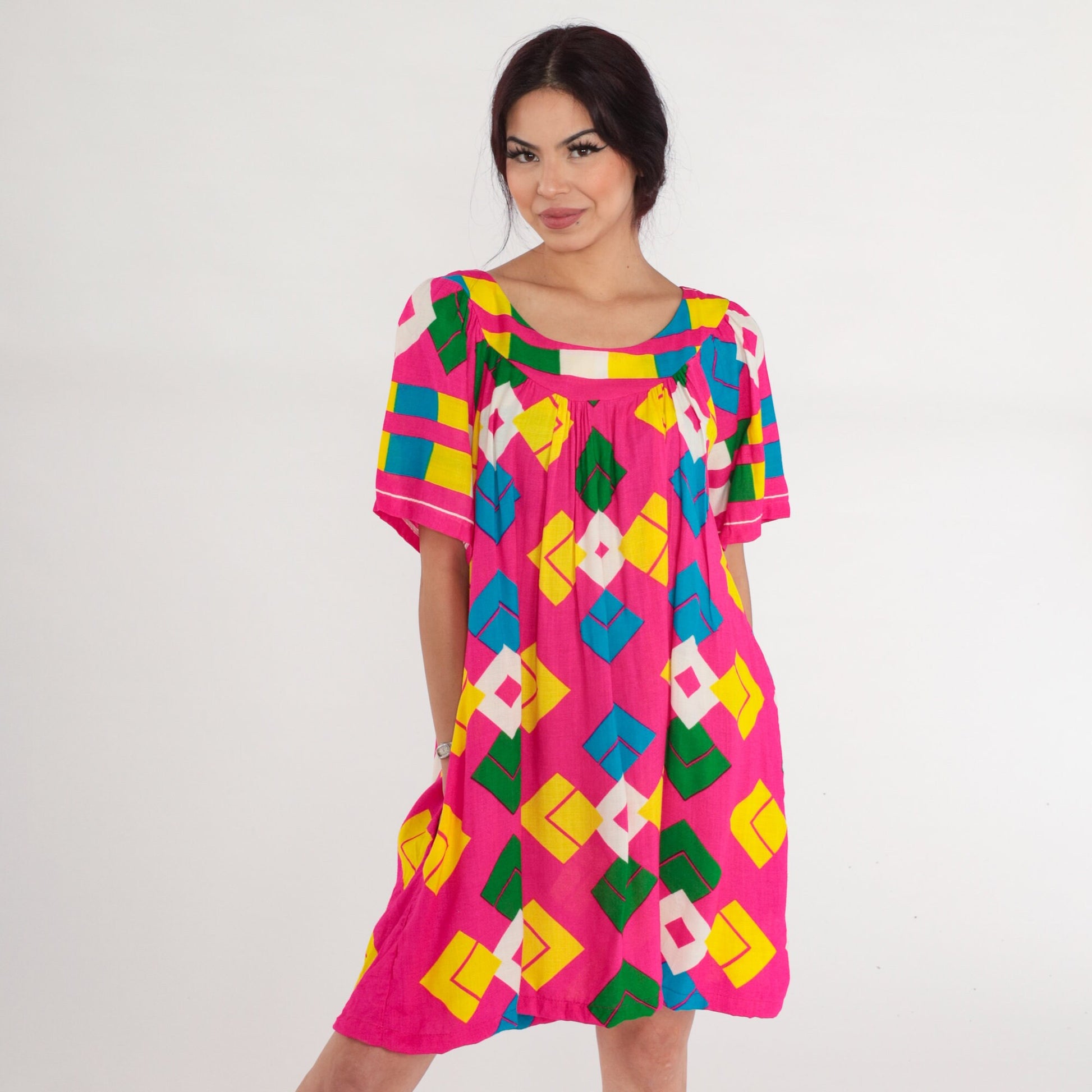 70s Pink Geometric Diamond Print Mini Dress Tent Cut Short Sleeve Large