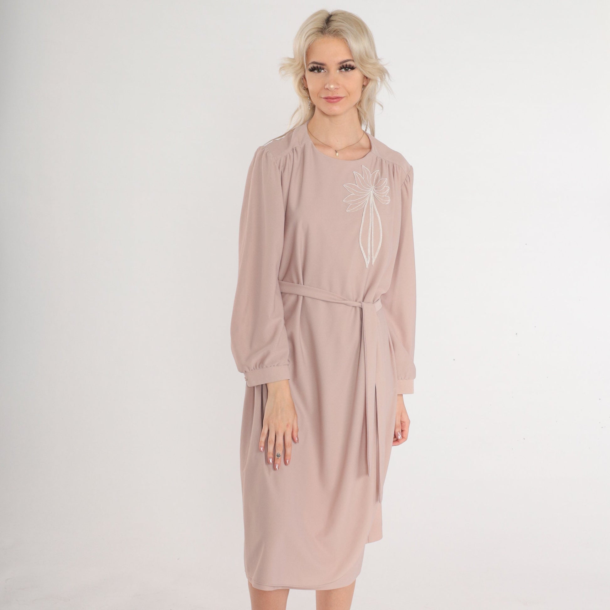 80s Lady Jennifer Taupe Midi Dress Floral Embroidered Long Sleeve Tie Belt Large