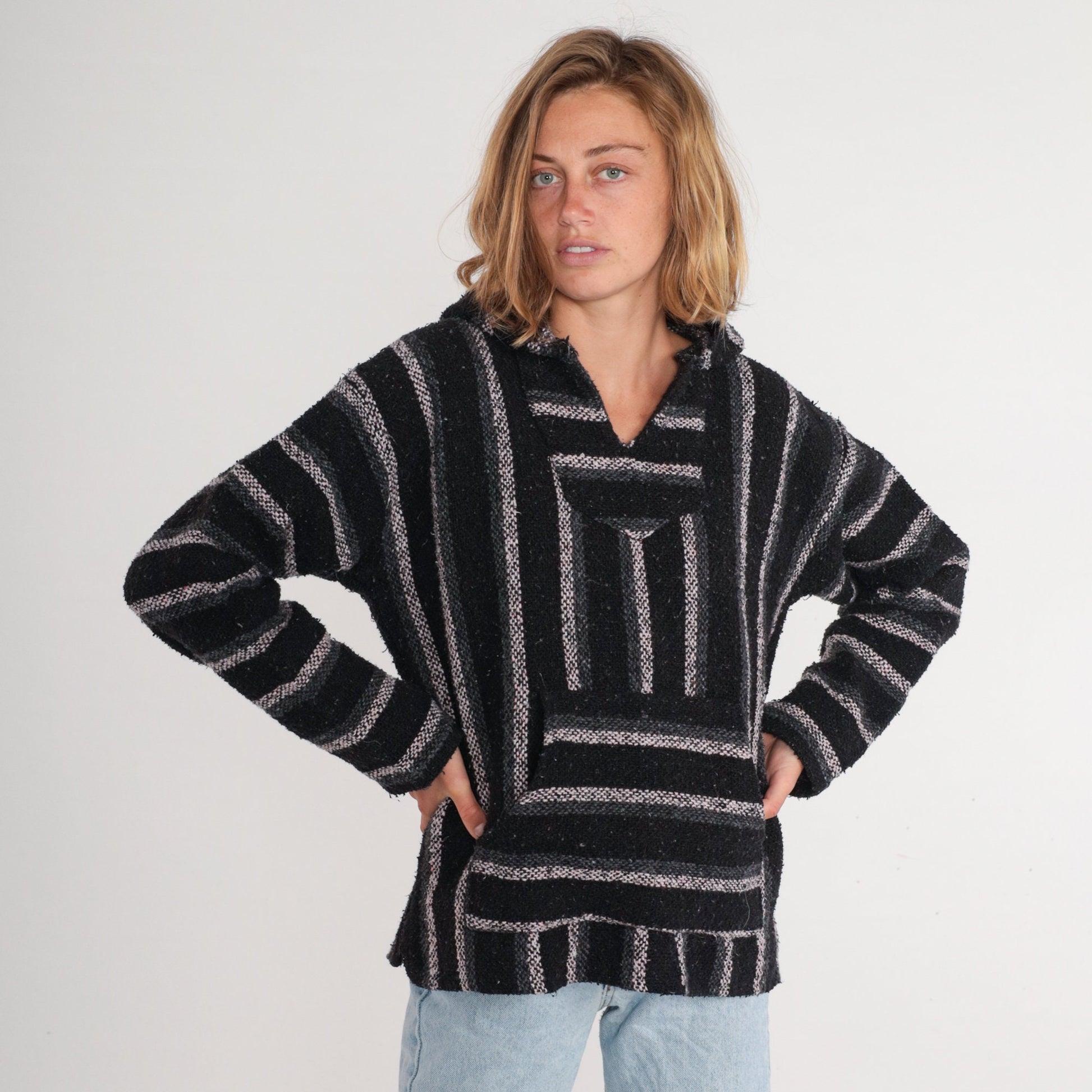 90s Mexican Baja Hoodie Black Grey White Striped Kangaroo Pocket Medium M