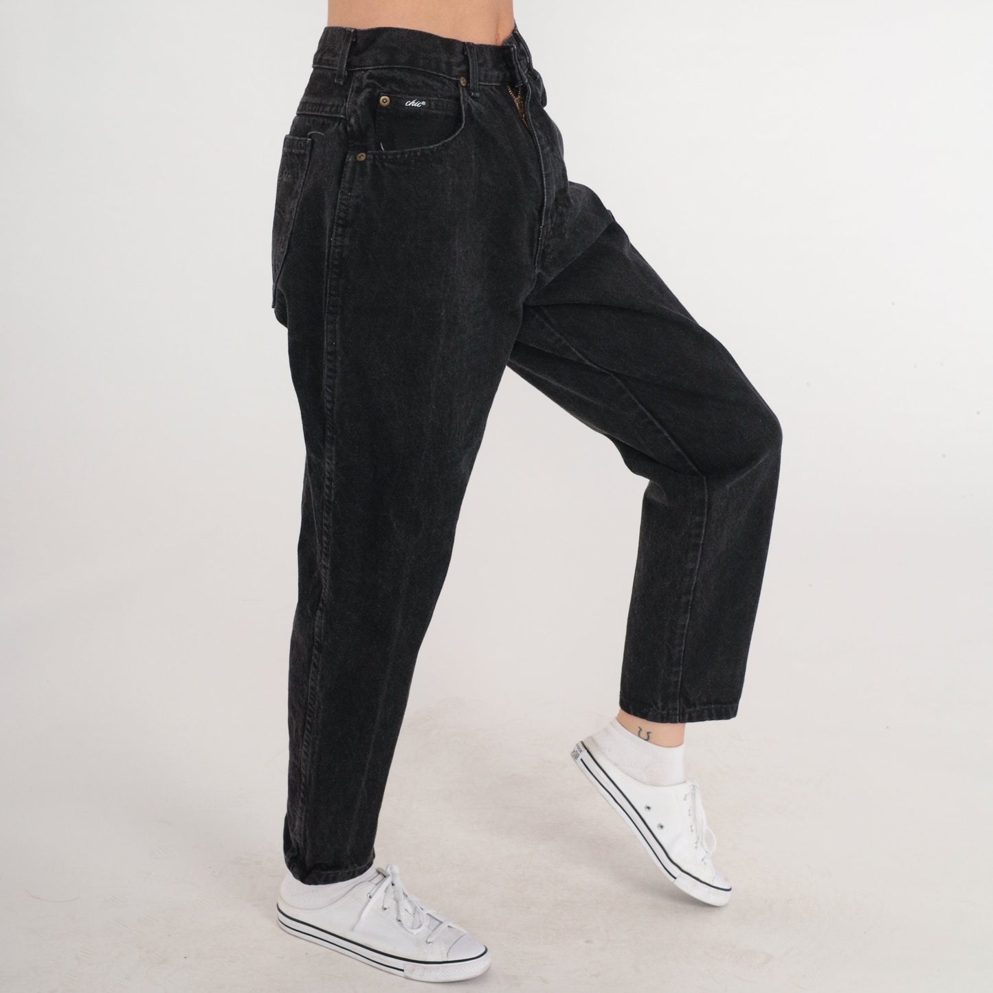 90s Black High-Waisted Tapered Denim Jeans Small S