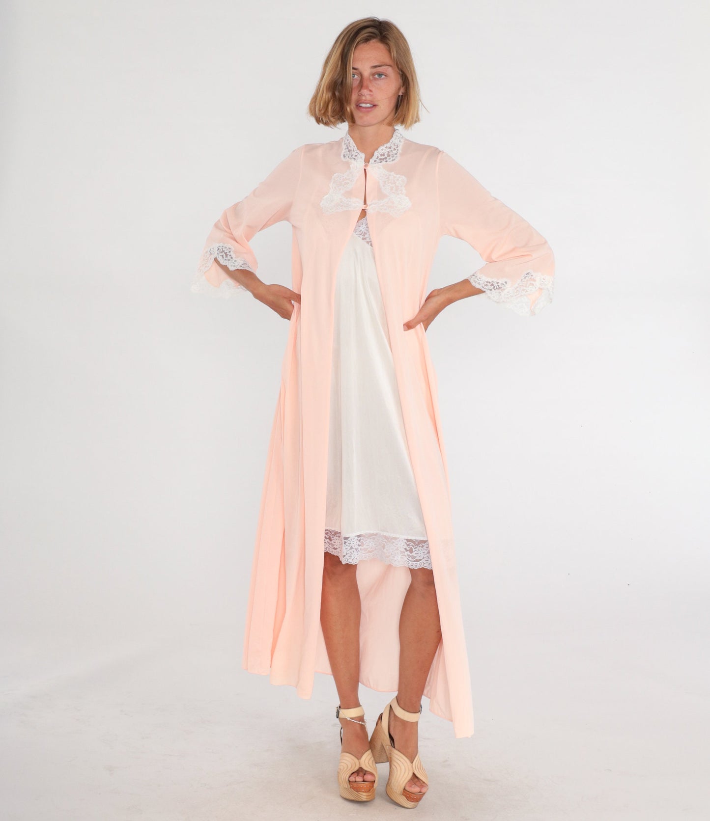 70s Pink Lace Trim Pajama Robe Maxi Button Front Nightgown Small Medium