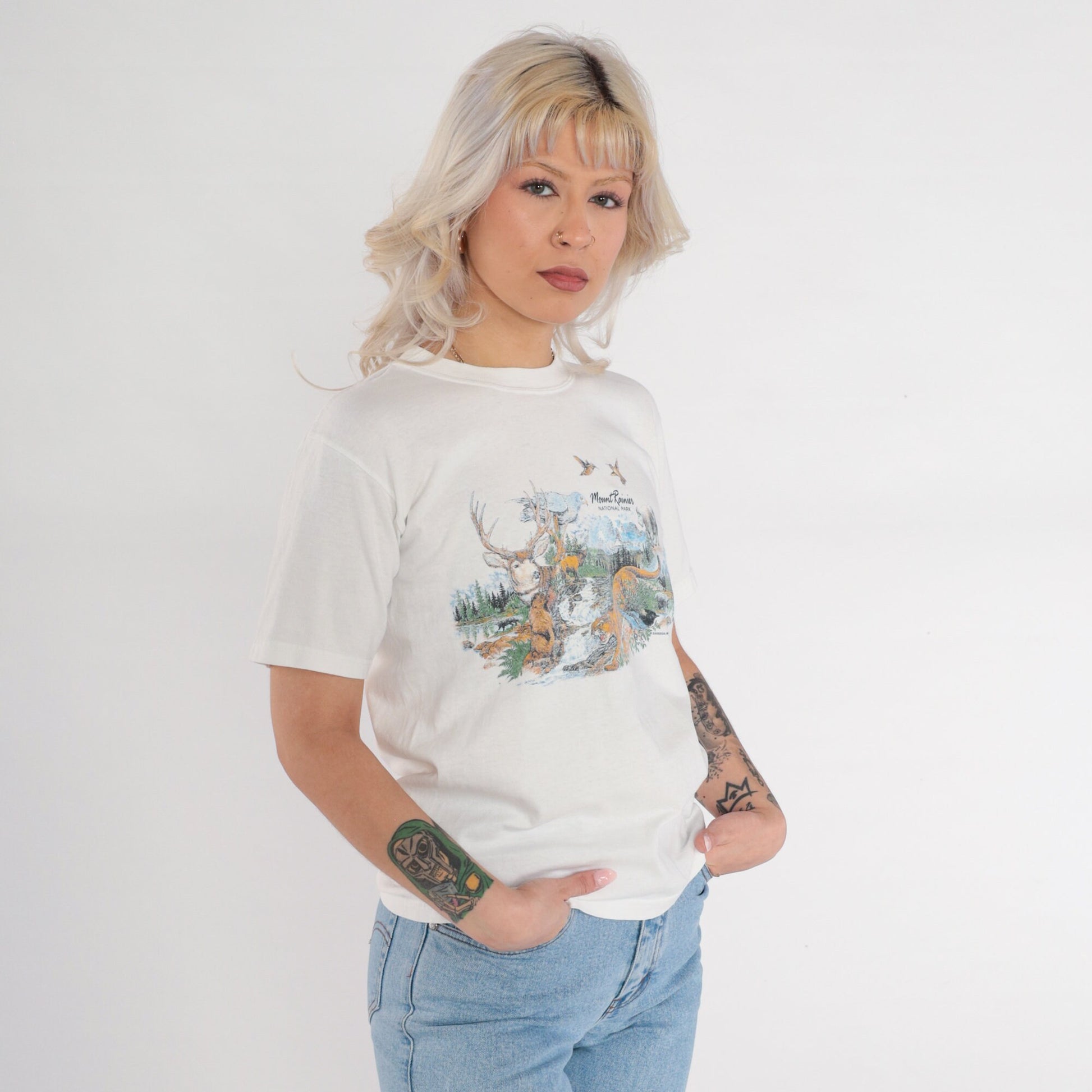 90s Mount Rainier National Park Wildlife Graphic T-Shirt White Extra Small