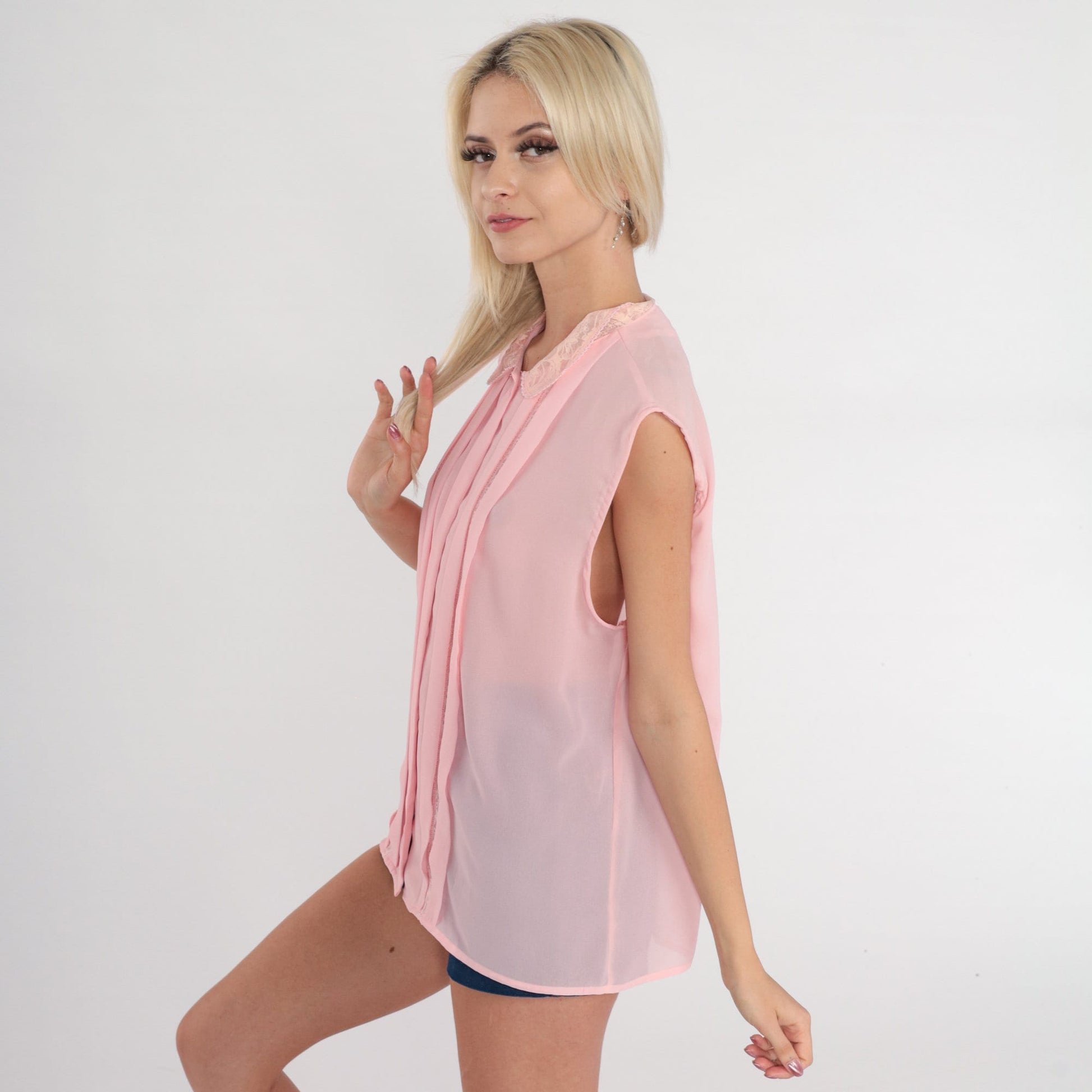80s Baby Pink Lace Peter Pan Collar Sleeveless Button-Up Blouse Medium