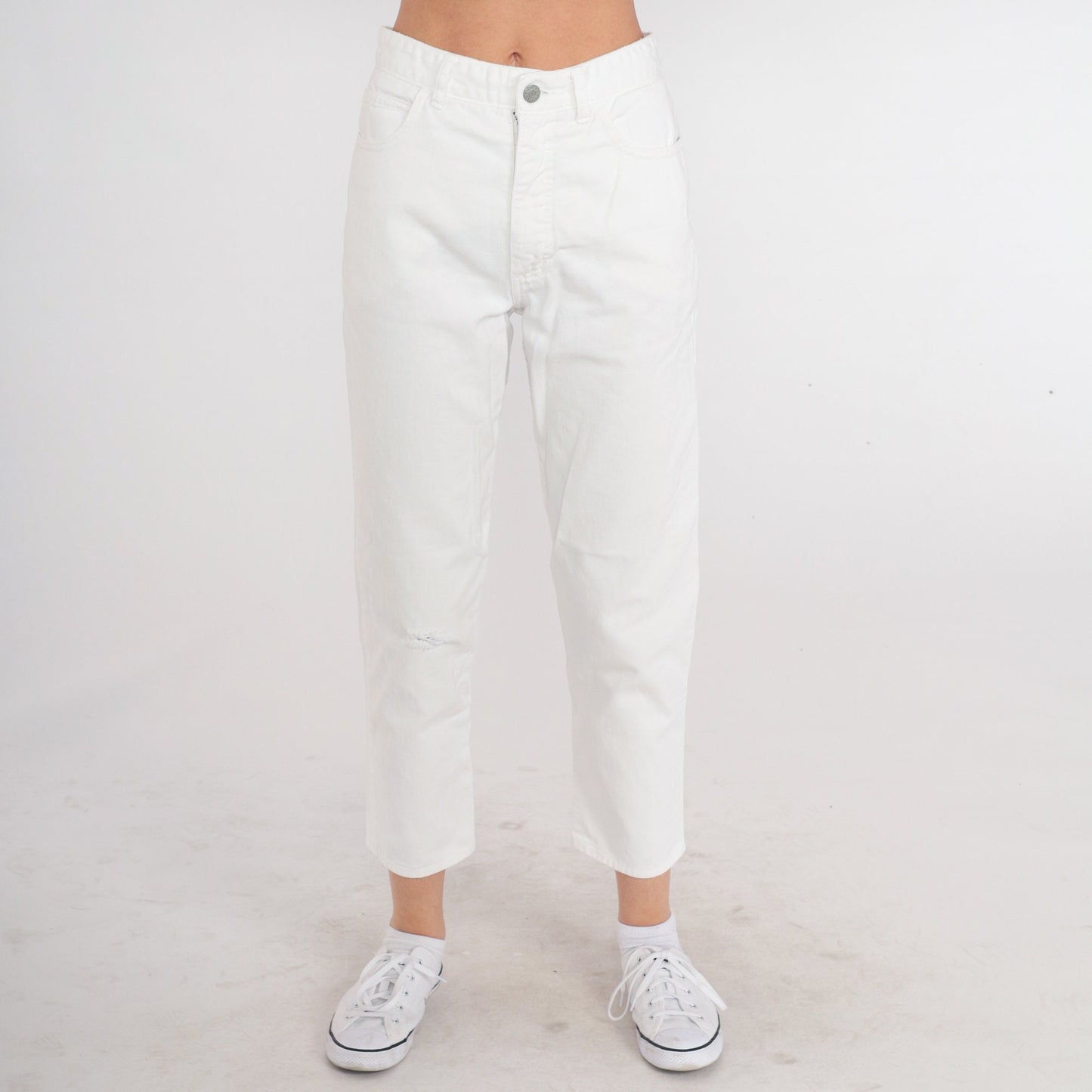 90s Guess White Denim High-Waist Mom Jeans Slim Tapered Small S