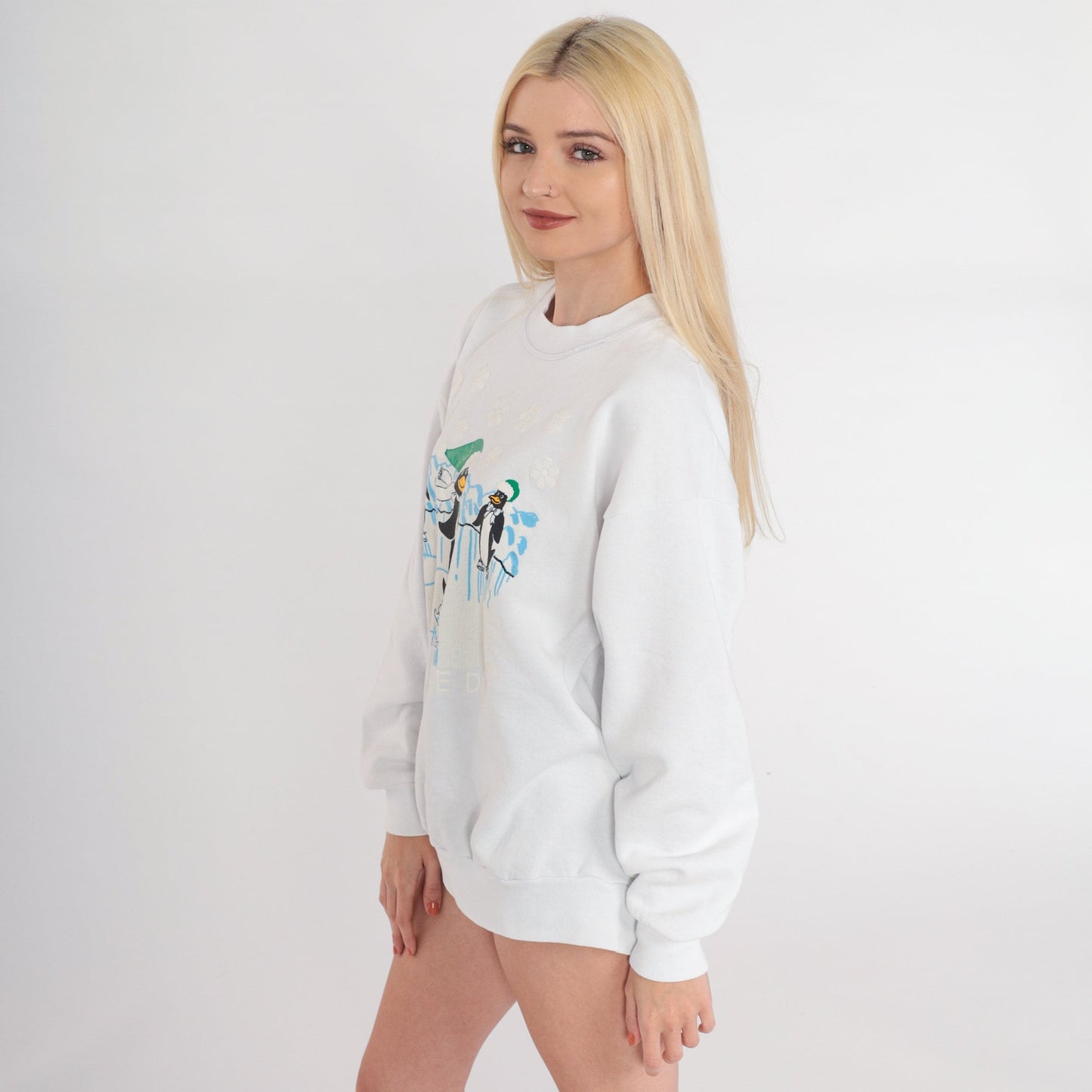 90s Penguin Ice Skating Graphic Sweatshirt White Crewneck Extra Large XL