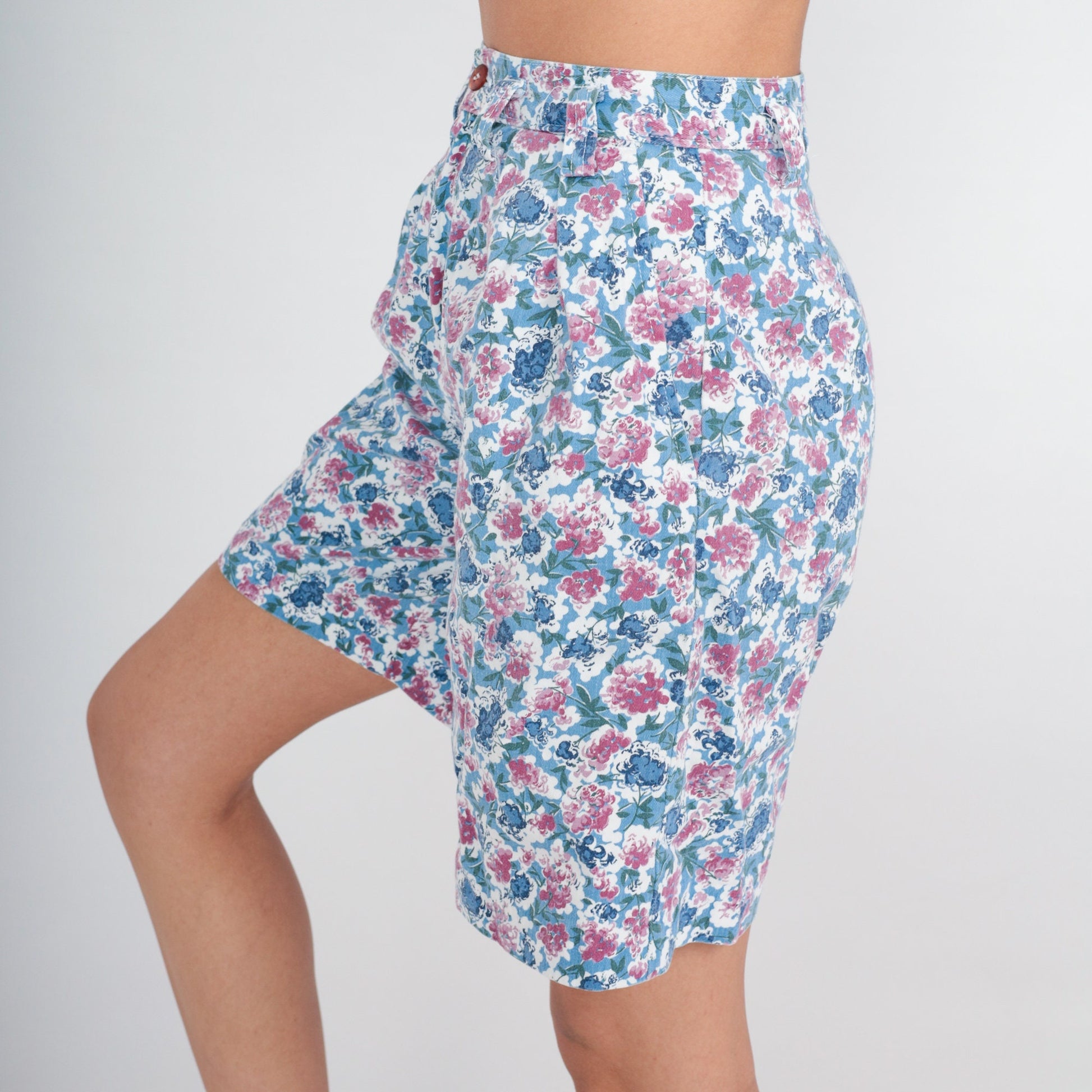 90s Hunters Run Floral Shorts High Waist White Blue Pink Knee Length Small