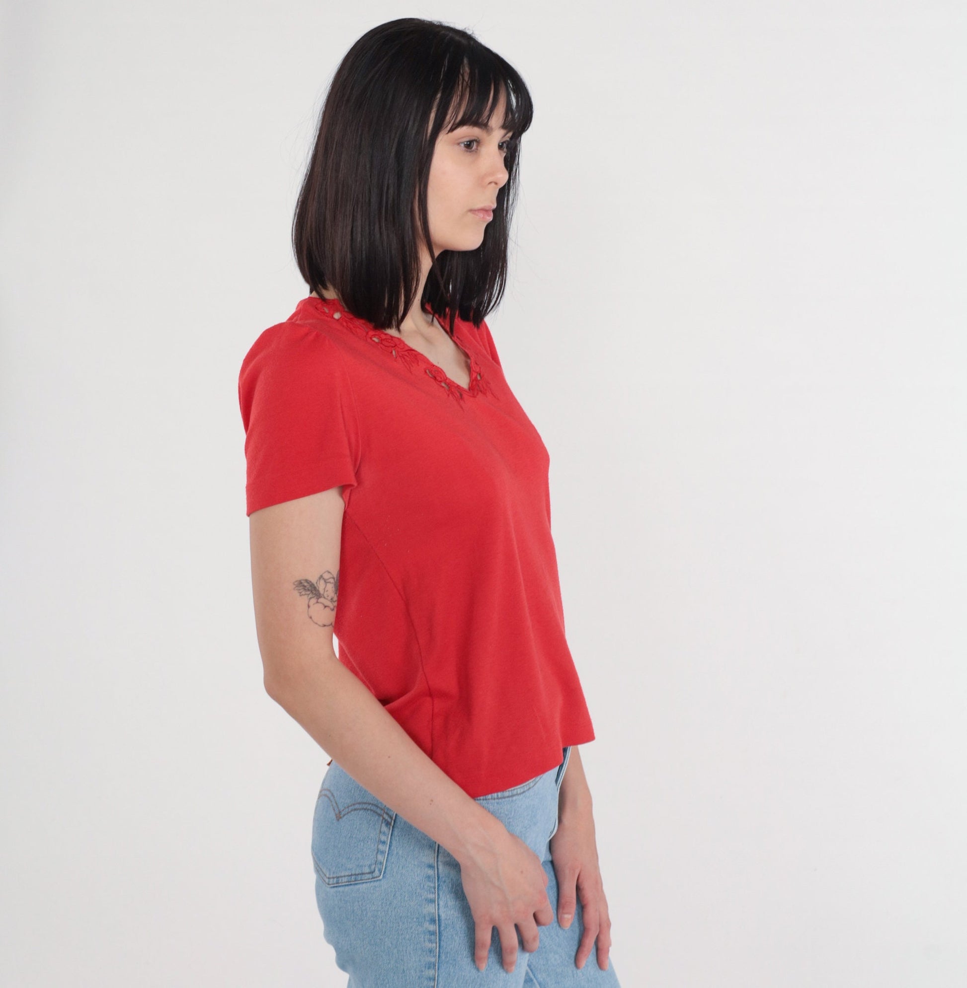90s Red Floral Cutwork Blouse Puff Sleeve V-Neck Medium