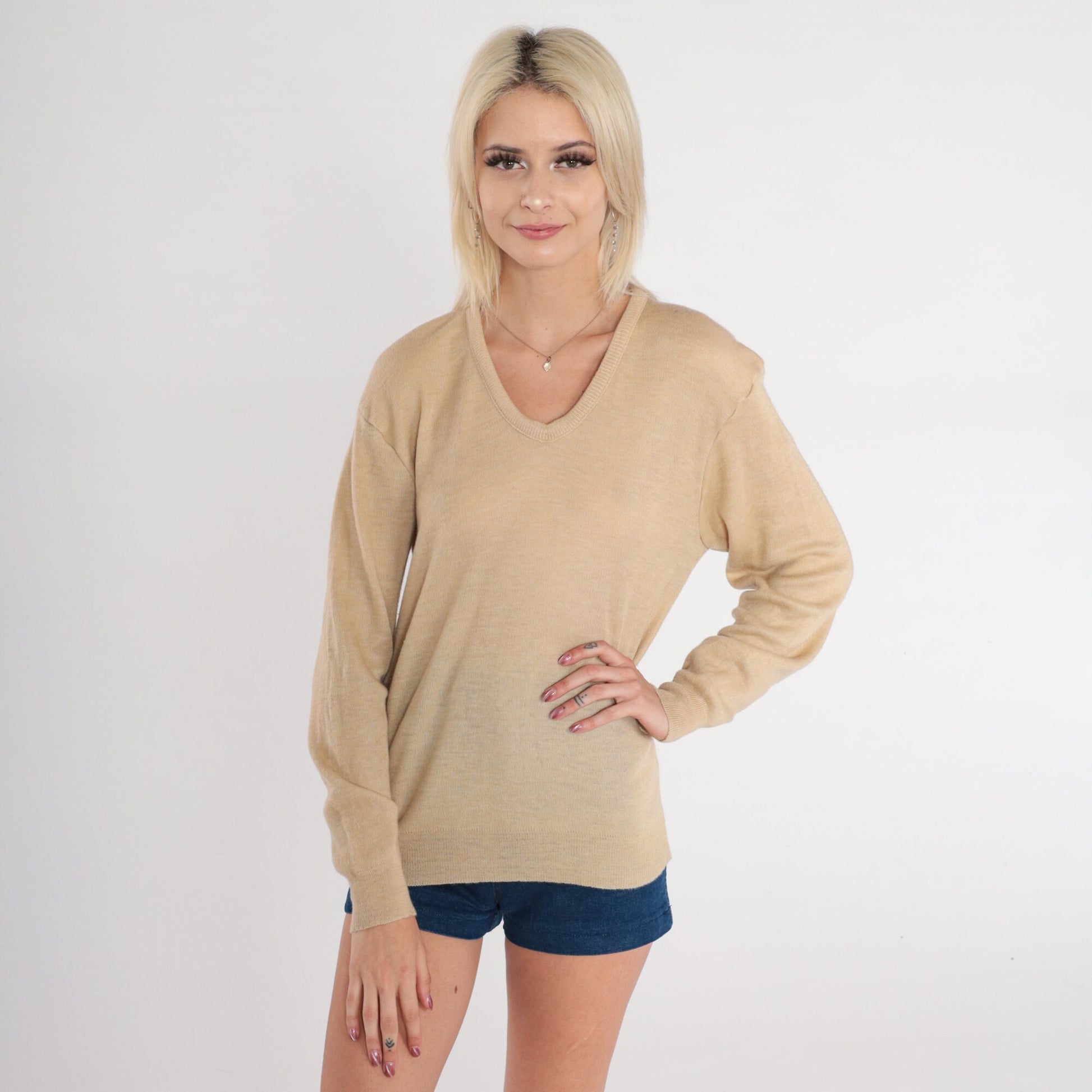 70s Tan V-Neck Knit Sweater Slouchy Pullover Small S