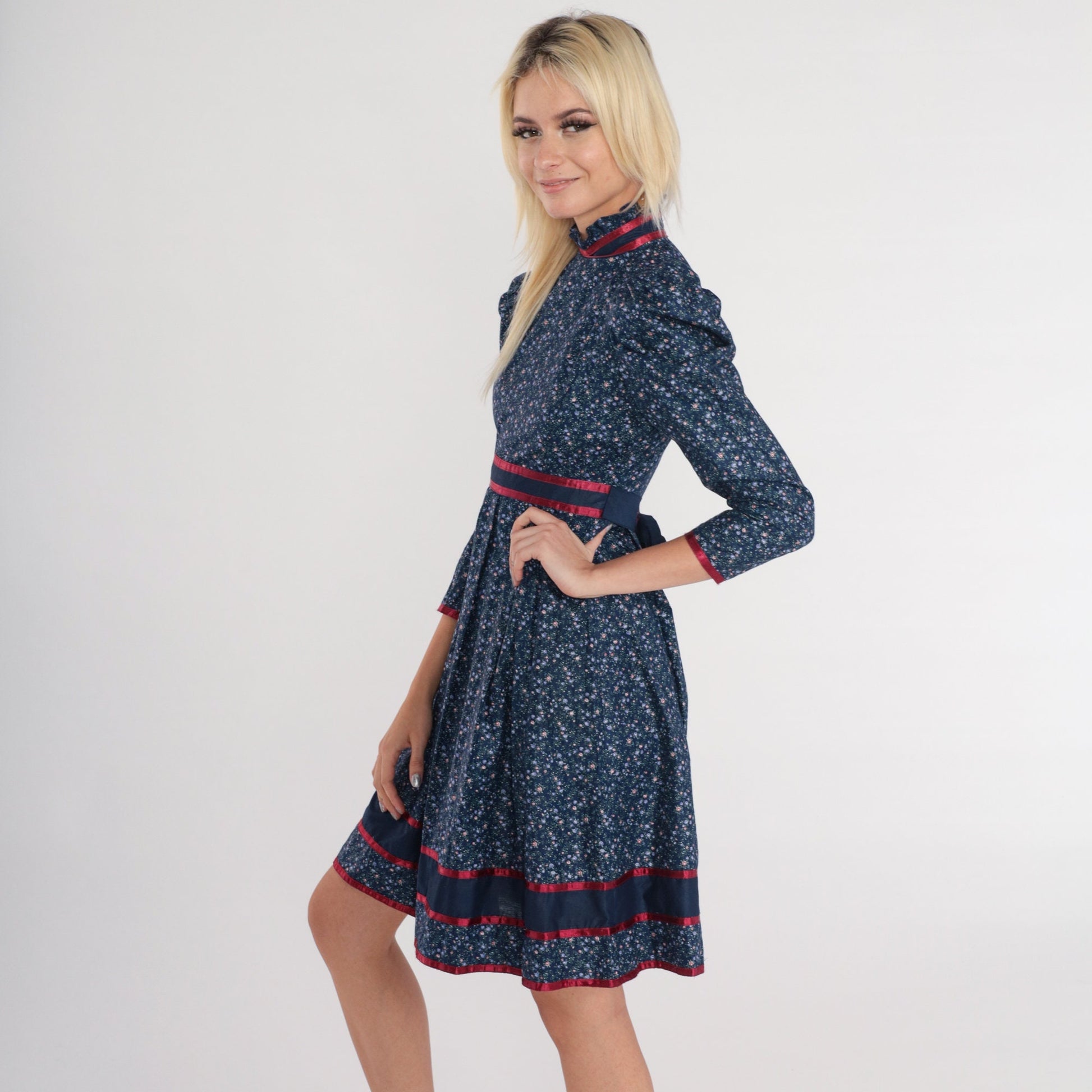 70s Blue Calico Floral Mini Dress Puff Sleeve High Neck Ruffled Babydoll XXS