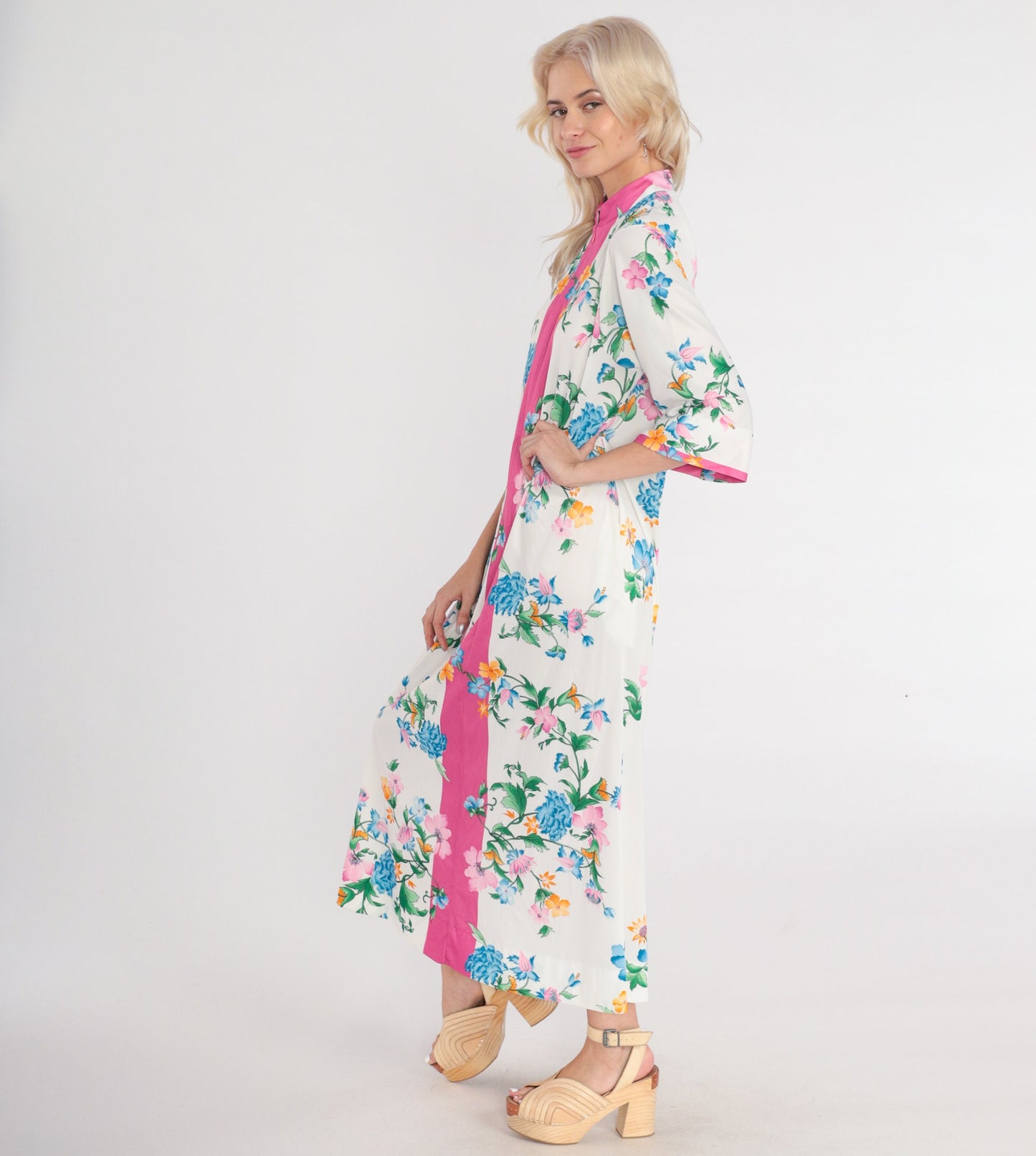 70s Floral Maxi Lounge Dress White Pink Half Sleeve Zip Front Small