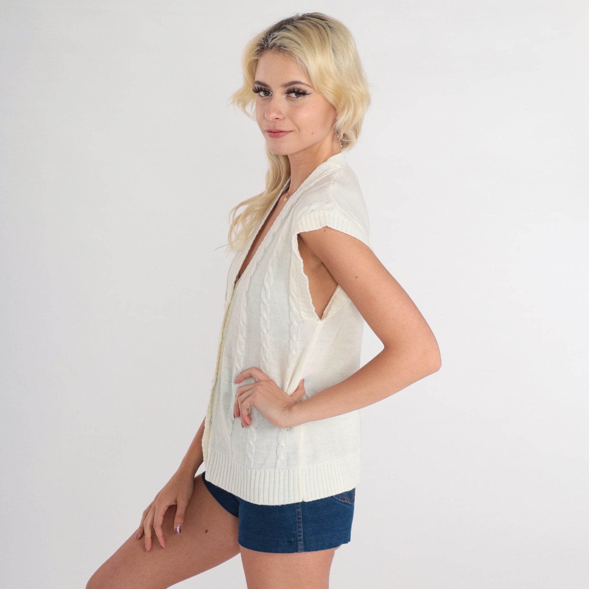 70s White Cable Knit Sweater Vest Button-Up Cap Sleeve Small