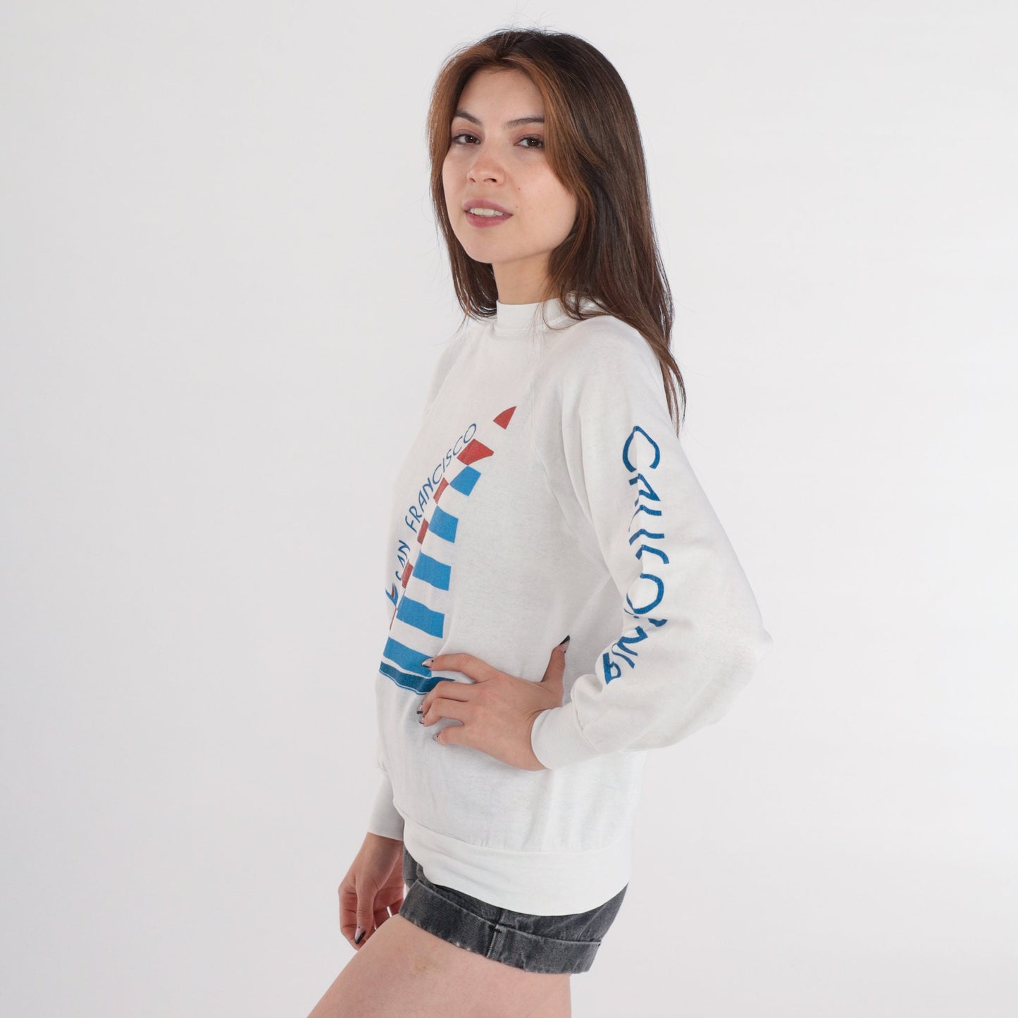 80s San Francisco California Sailboat Graphic Sweatshirt White Raglan Small