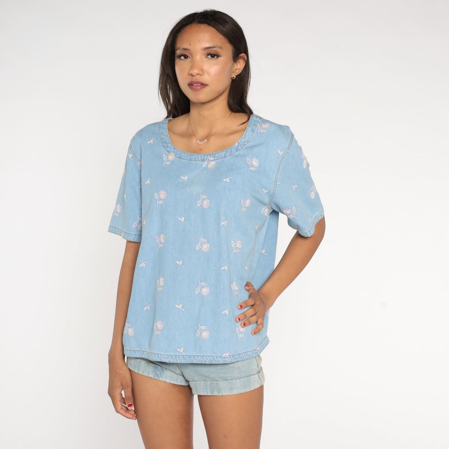90s Blue Denim Floral Embroidered Shirt Short Sleeve Pullover Extra Large