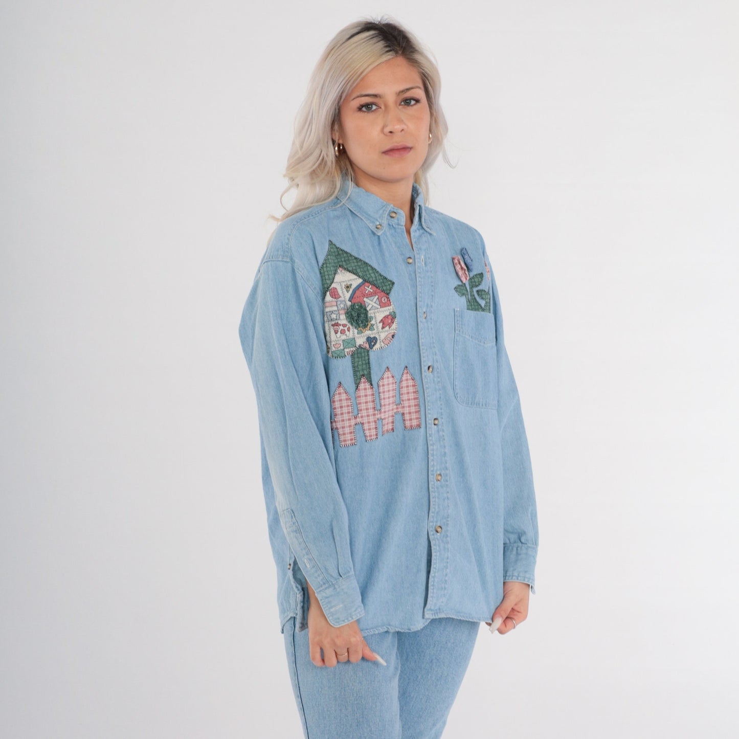 90s Blue Denim Shirt Floral Farm Patches Button-Up Long Sleeve Medium