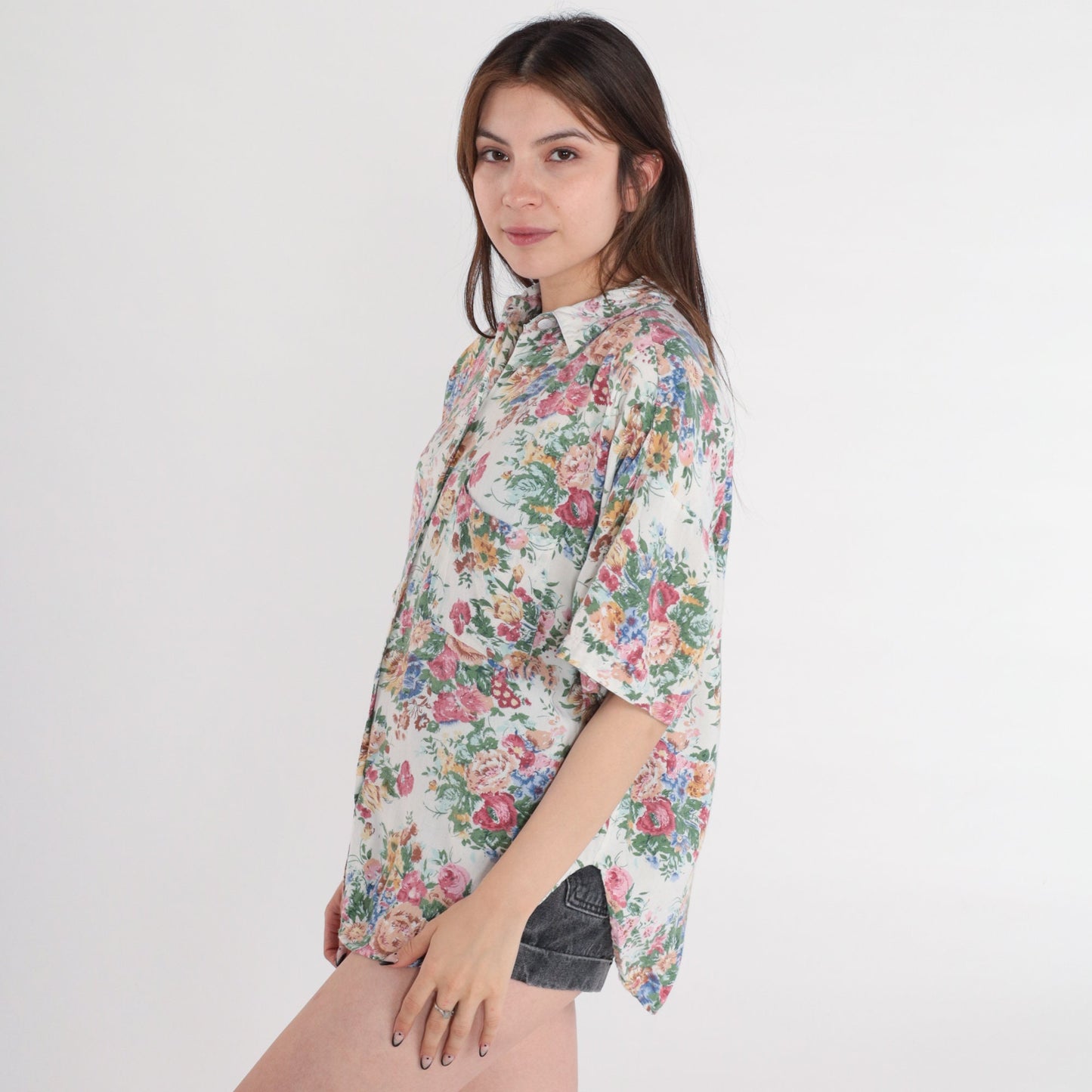 90s White Floral Button-Up Blouse Short Sleeve Collared Shirt Rose Print Large