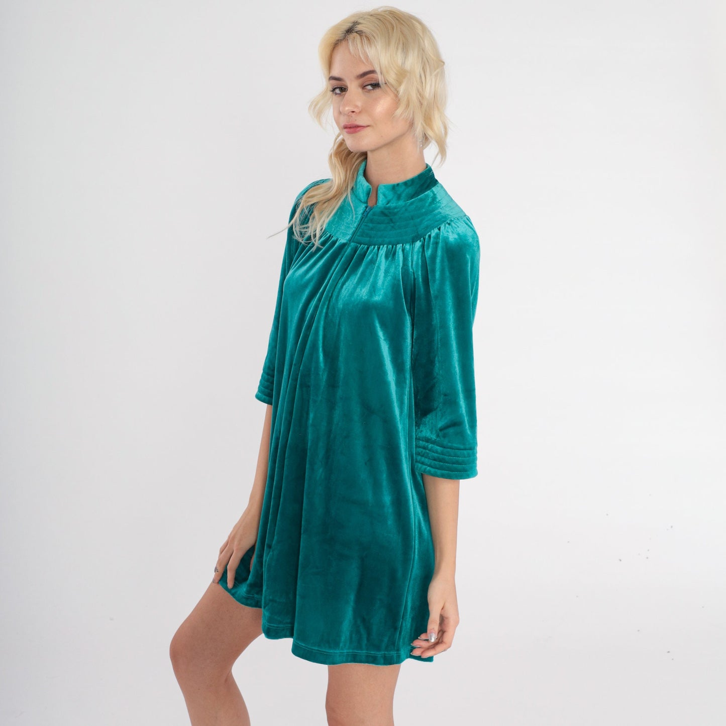 70s Green Velour Mini Lounge Dress Zip Front Tent Cut Medium M