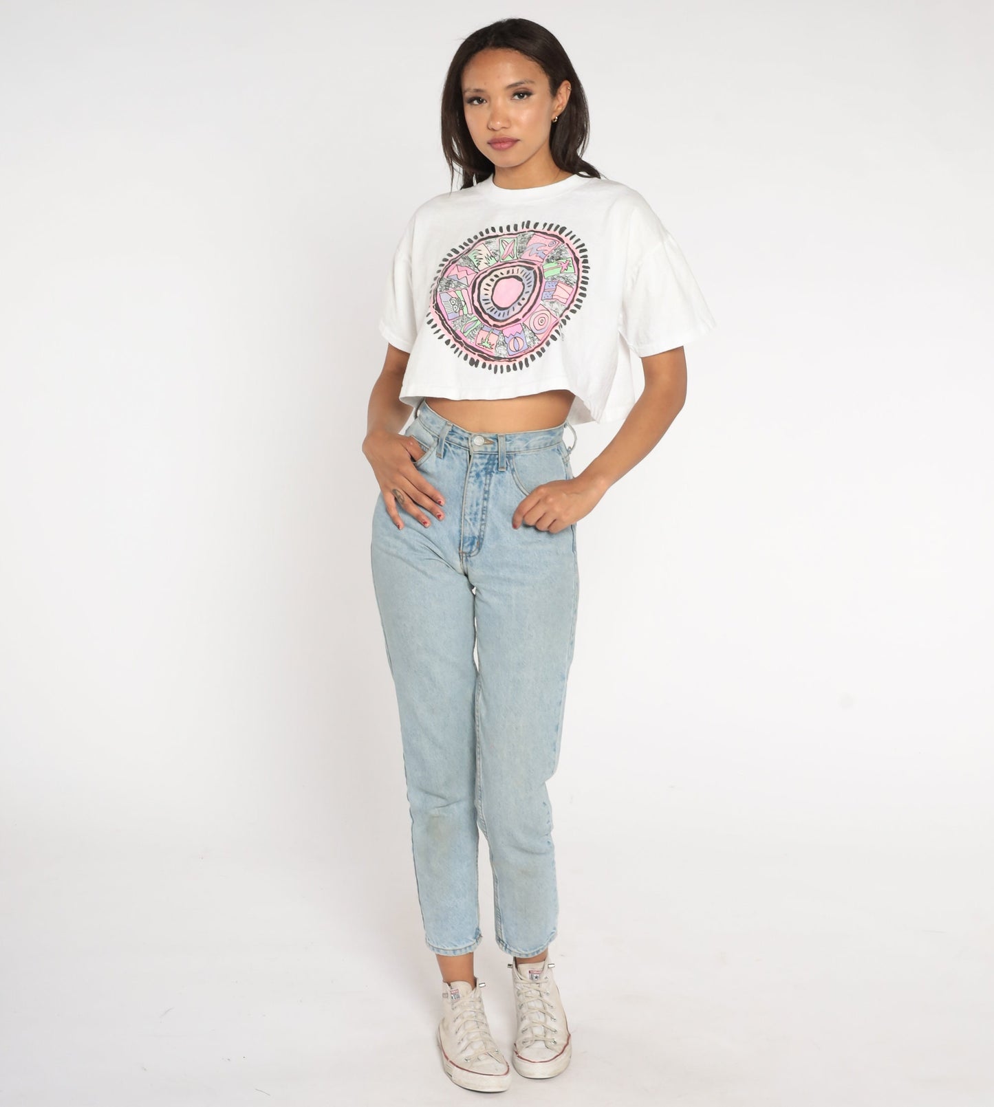 90s Crop Top White Beach Medallion Graphic T-Shirt Small
