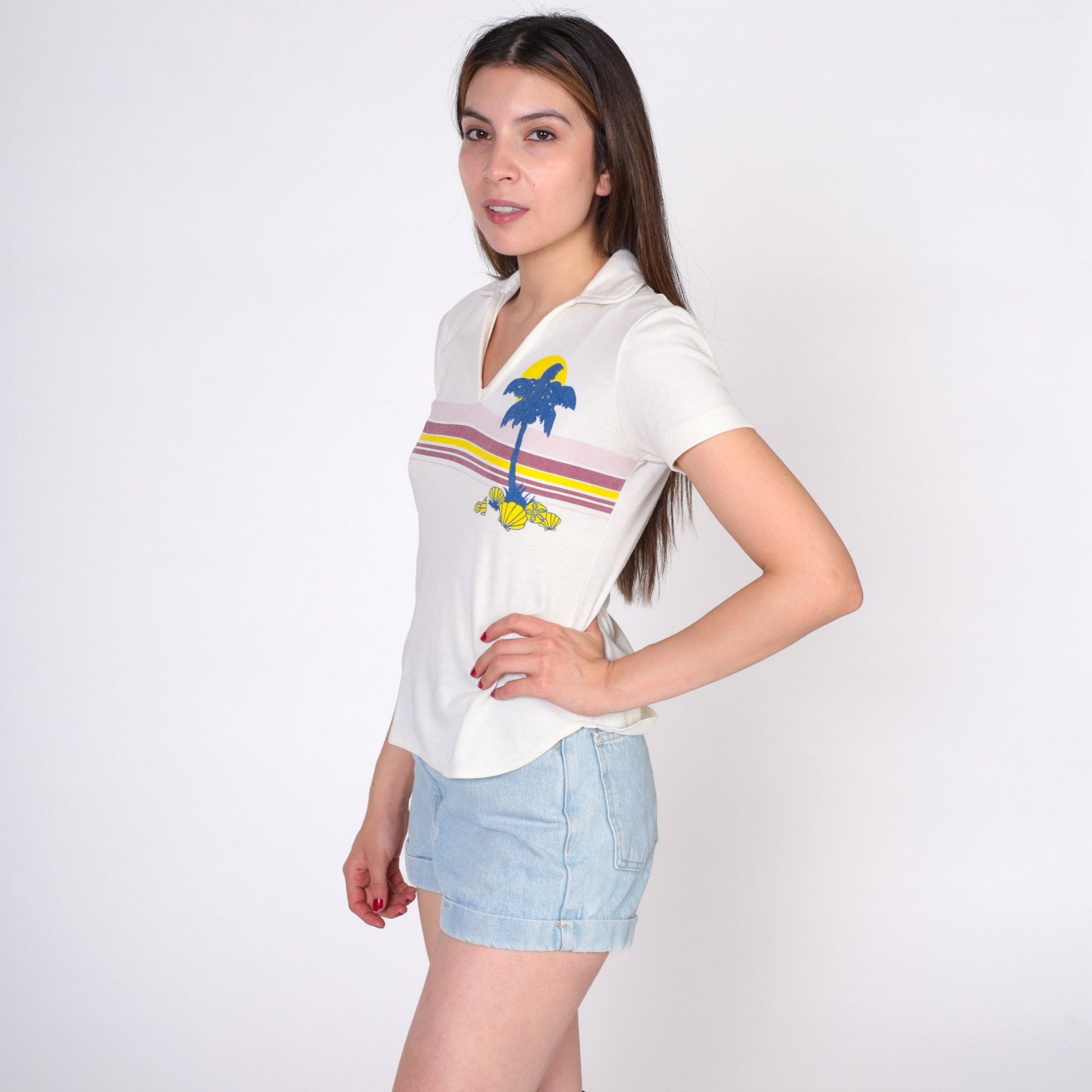 80s Ocean Pacific Tropical Palm Tree Graphic T-Shirt Off-White V-Neck Extra Small