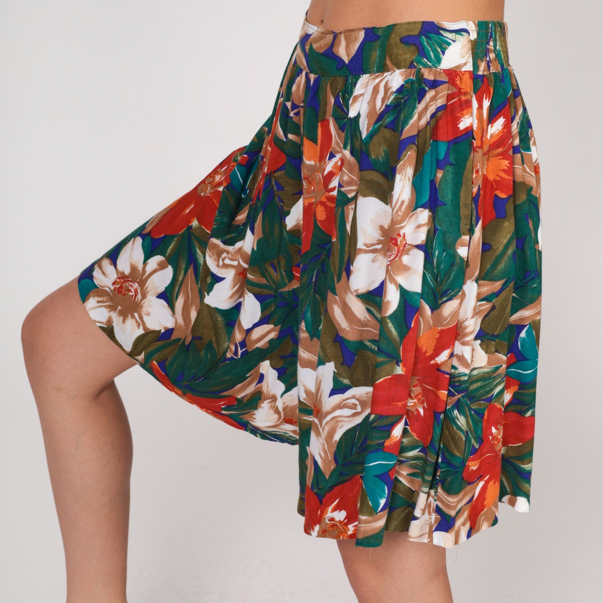 90s Tropical Floral Hibiscus Pleated High-Waist Shorts Rayon Medium M