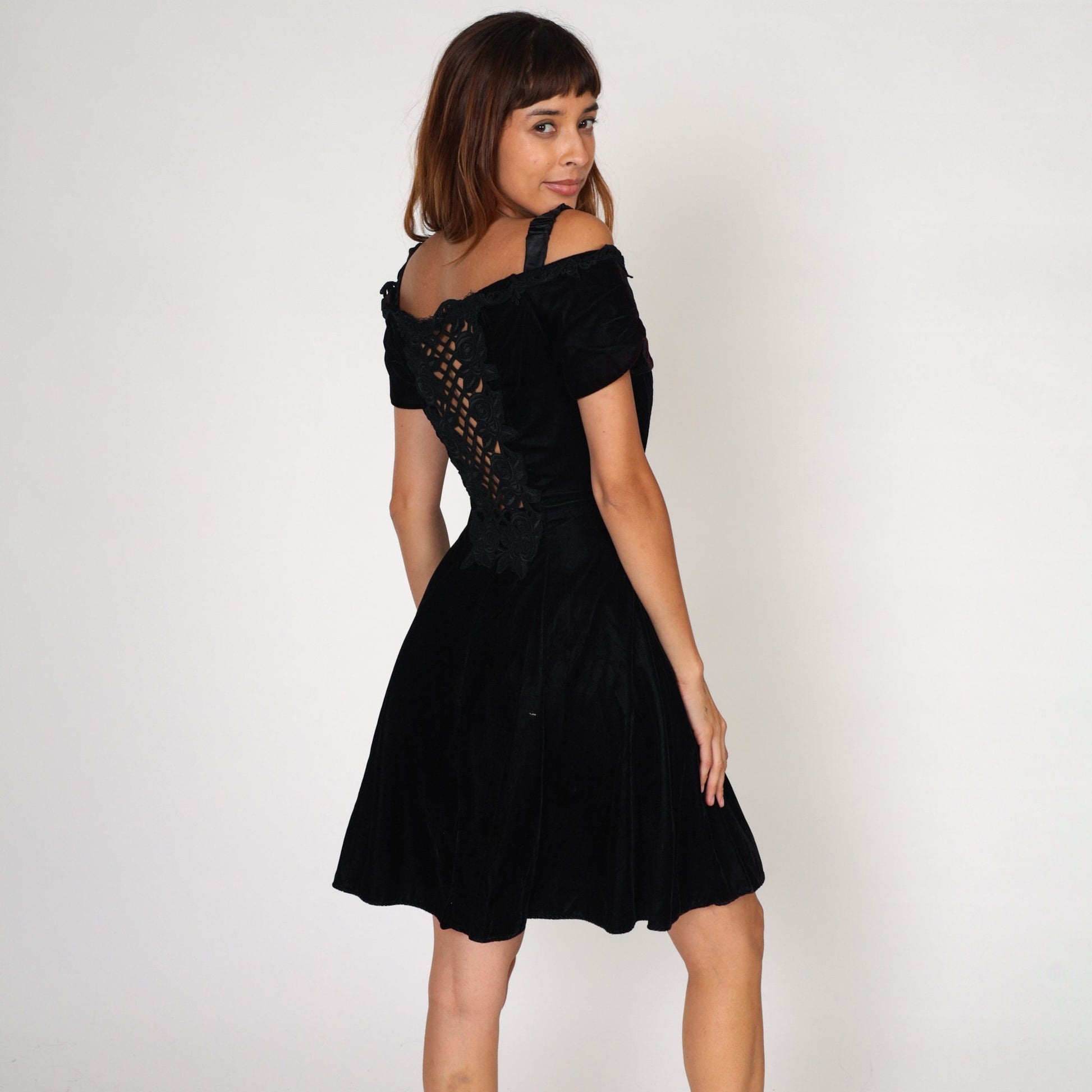90s Scott McClintock Black Velvet Mini Dress Cutout – Shopexile