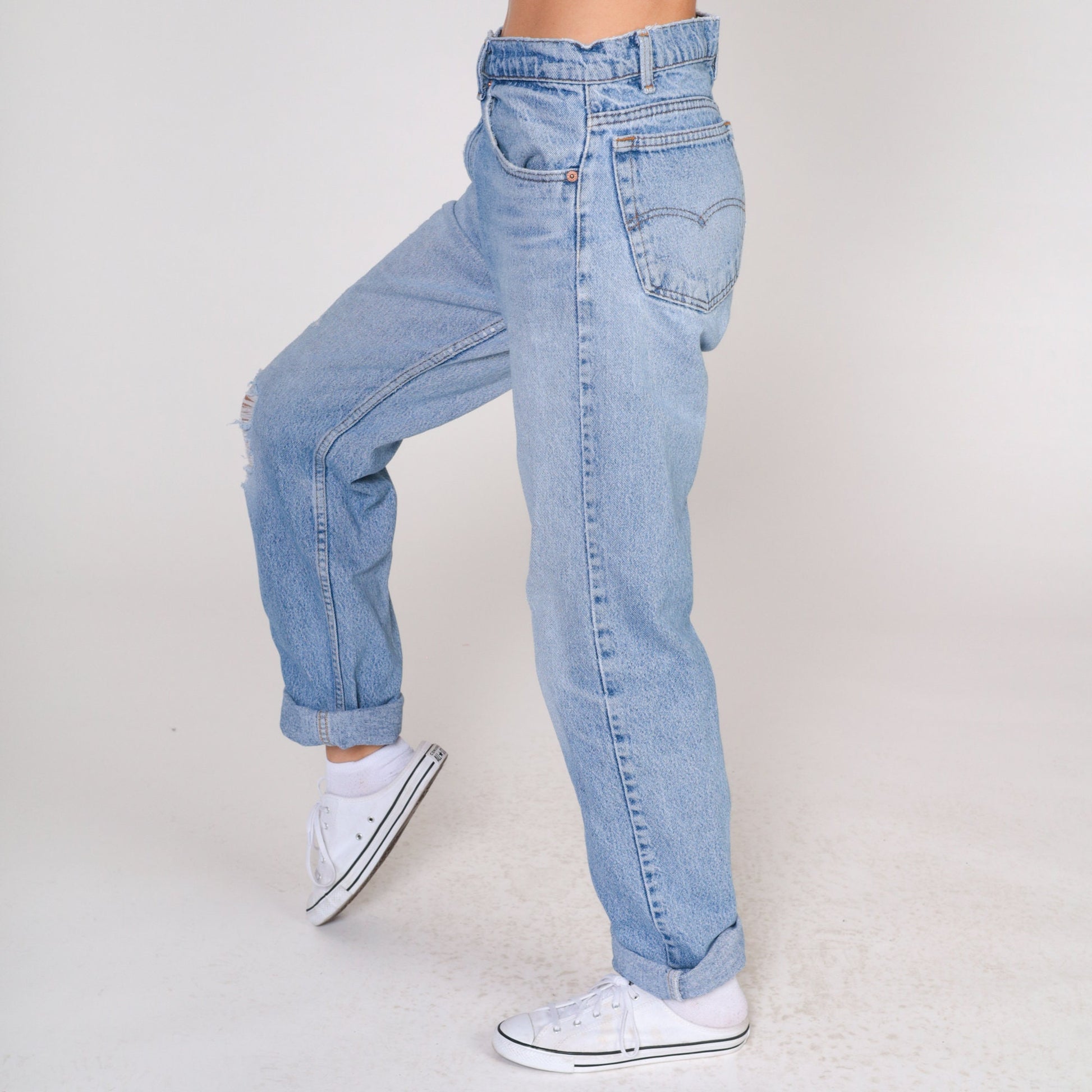 90s Levi's Mid Rise Straight Leg Denim Jeans Light Wash Distressed 32x33