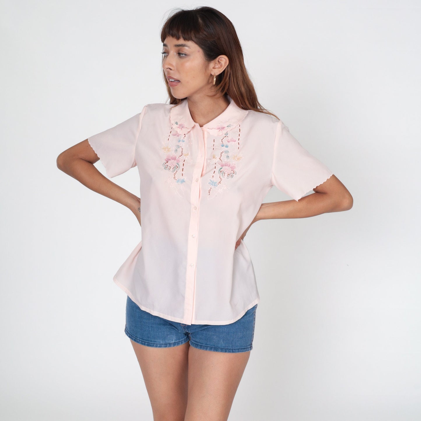 80s Baby Pink Embroidered Floral Blouse Peter Pan Collar Cutout Small