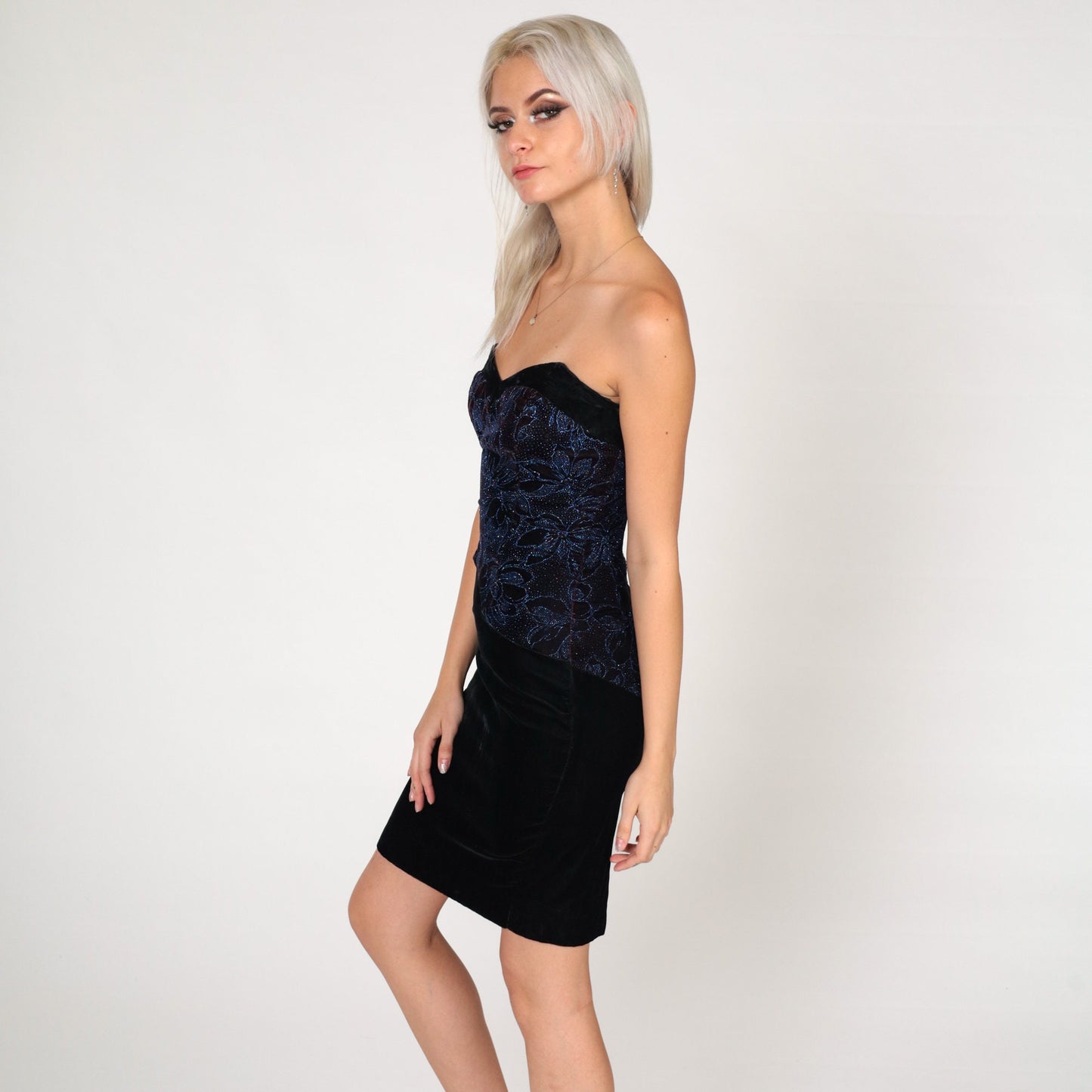 Gunne Sax Black Velvet Mini Dress Strapless Sweetheart Neckline 90s XXS