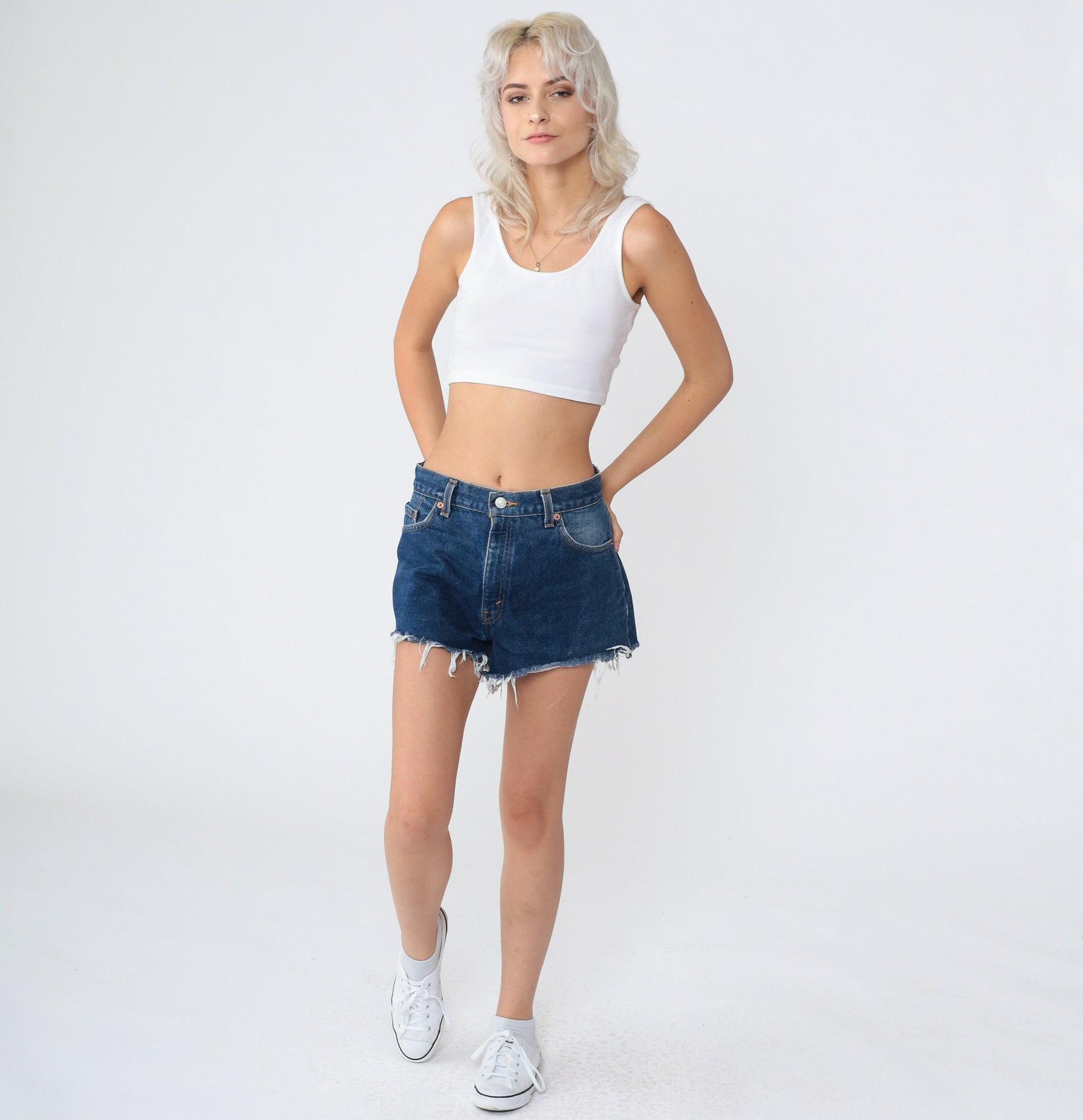 Levi's 550 80s Dark Wash Denim Shorts High Rise Frayed Hem Small