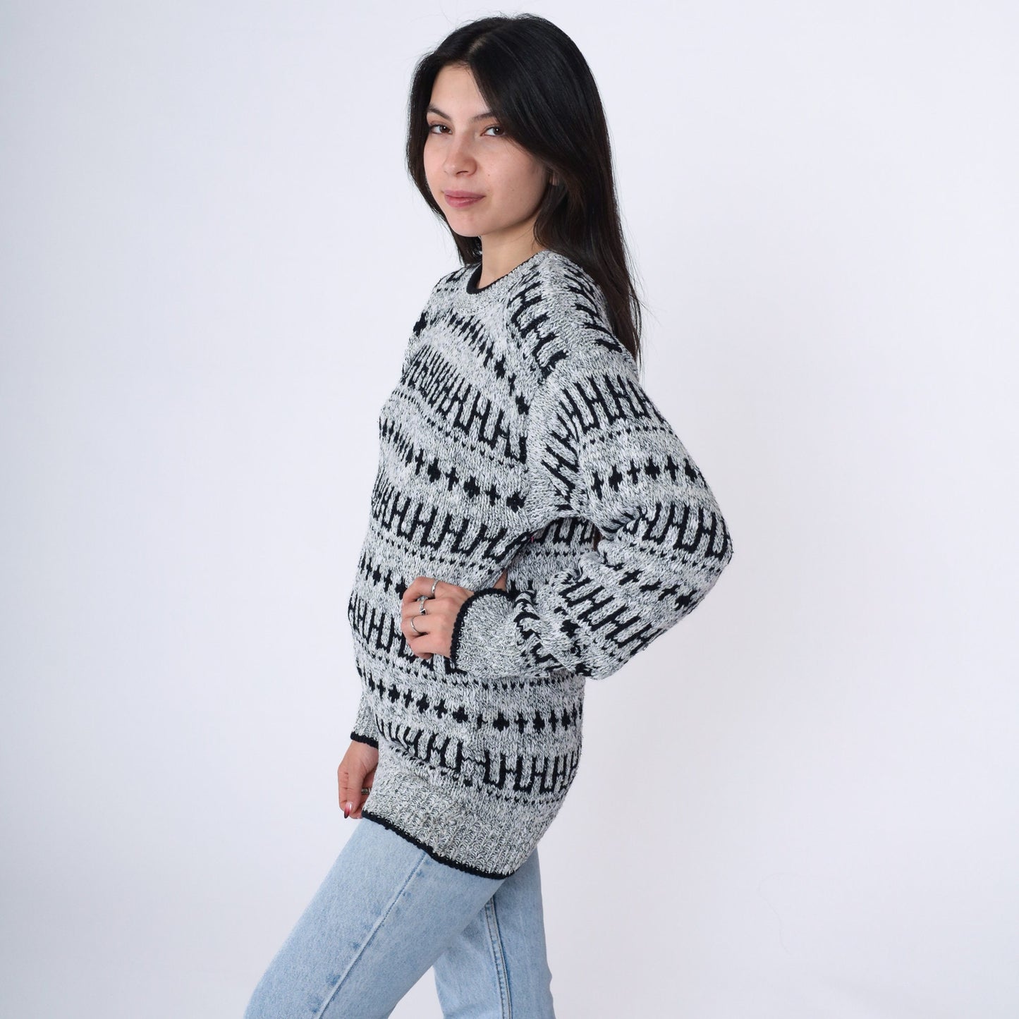 90s Geometric Striped Crewneck Sweater Grey Black Knit Pullover Small