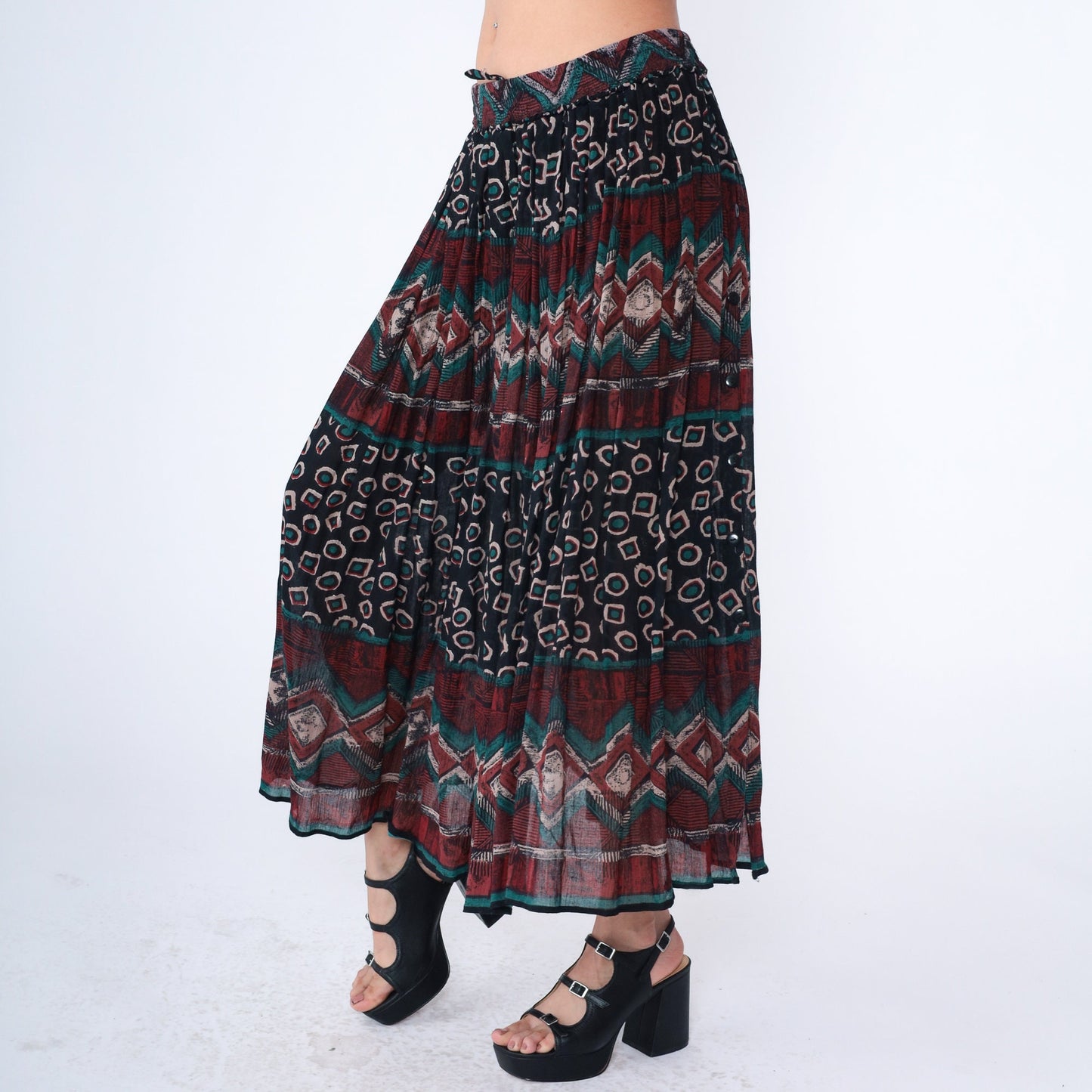 90s Geometric Broomstick Maxi Skirt Striped Red Black Green Medium Large
