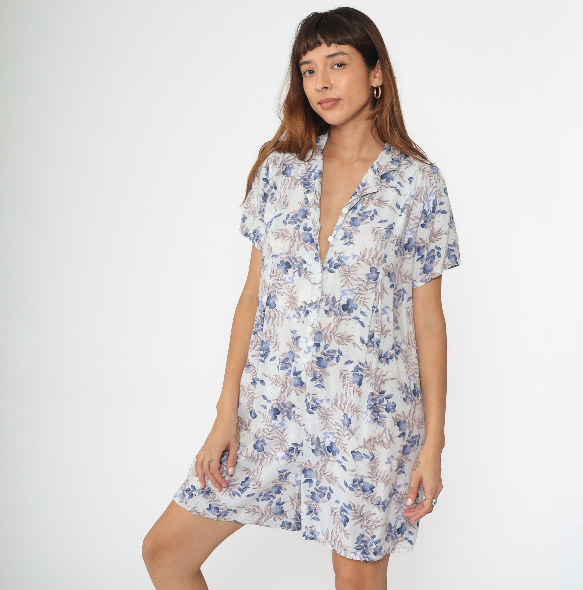 00s French Laundry Maternity Romper White Blue Floral Button Up Medium