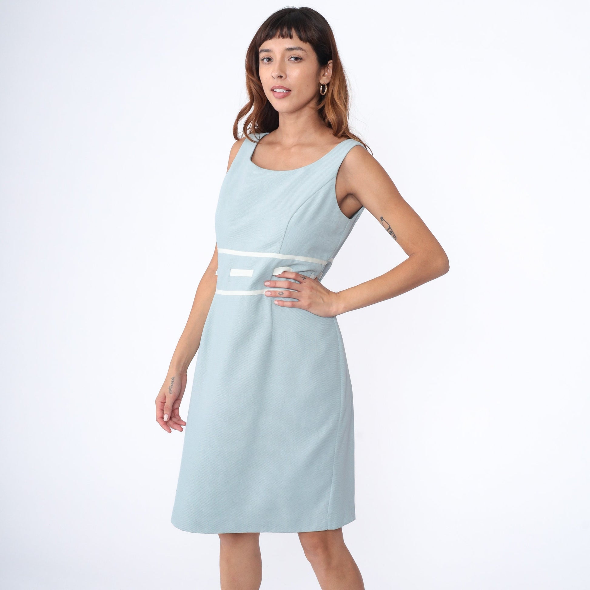 00s Ice Blue Sheath Dress Sleeveless Knee-Length Ribbon Trim Large 12