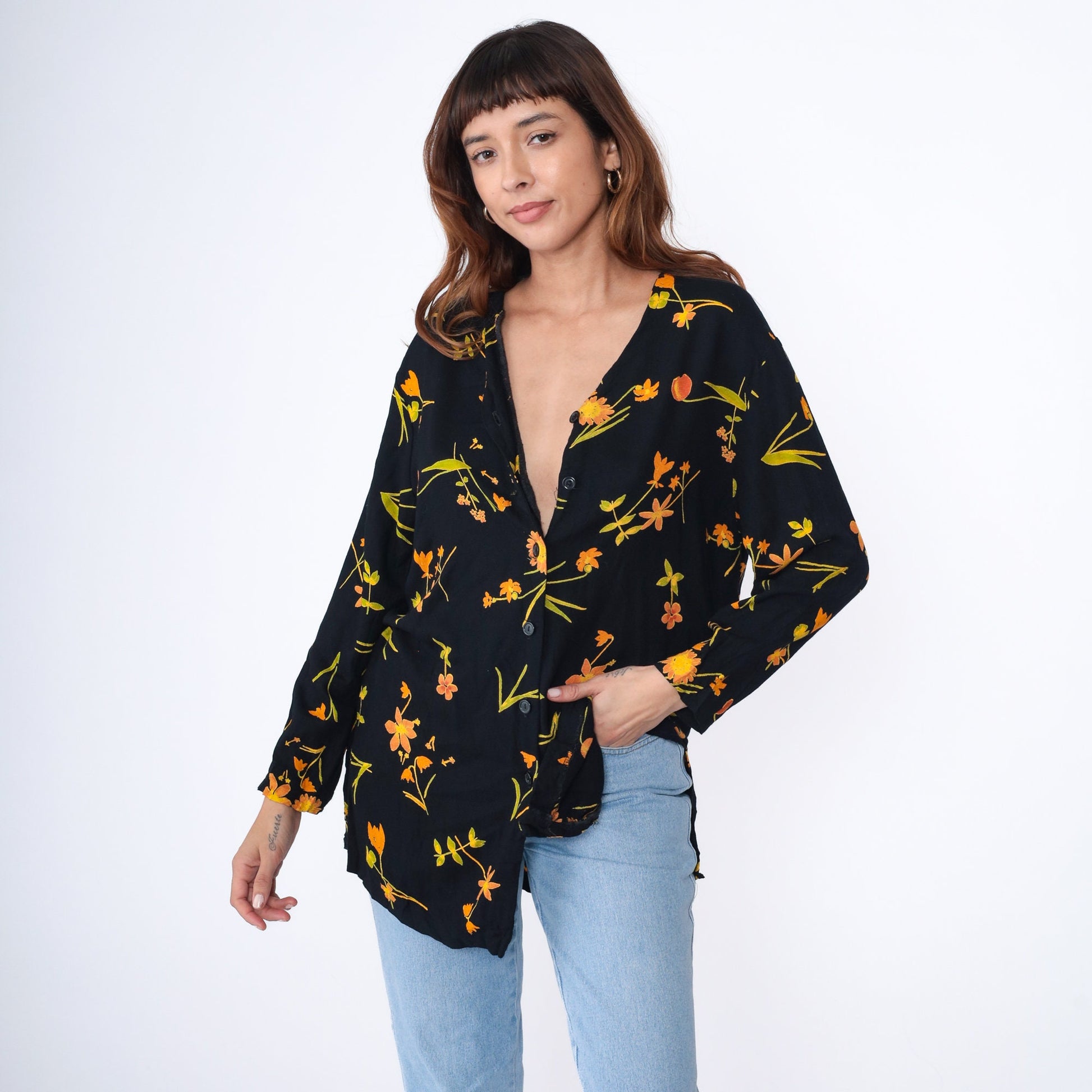 90s Floral Rayon Button Up Blouse Black Longline Collared Shirt Medium