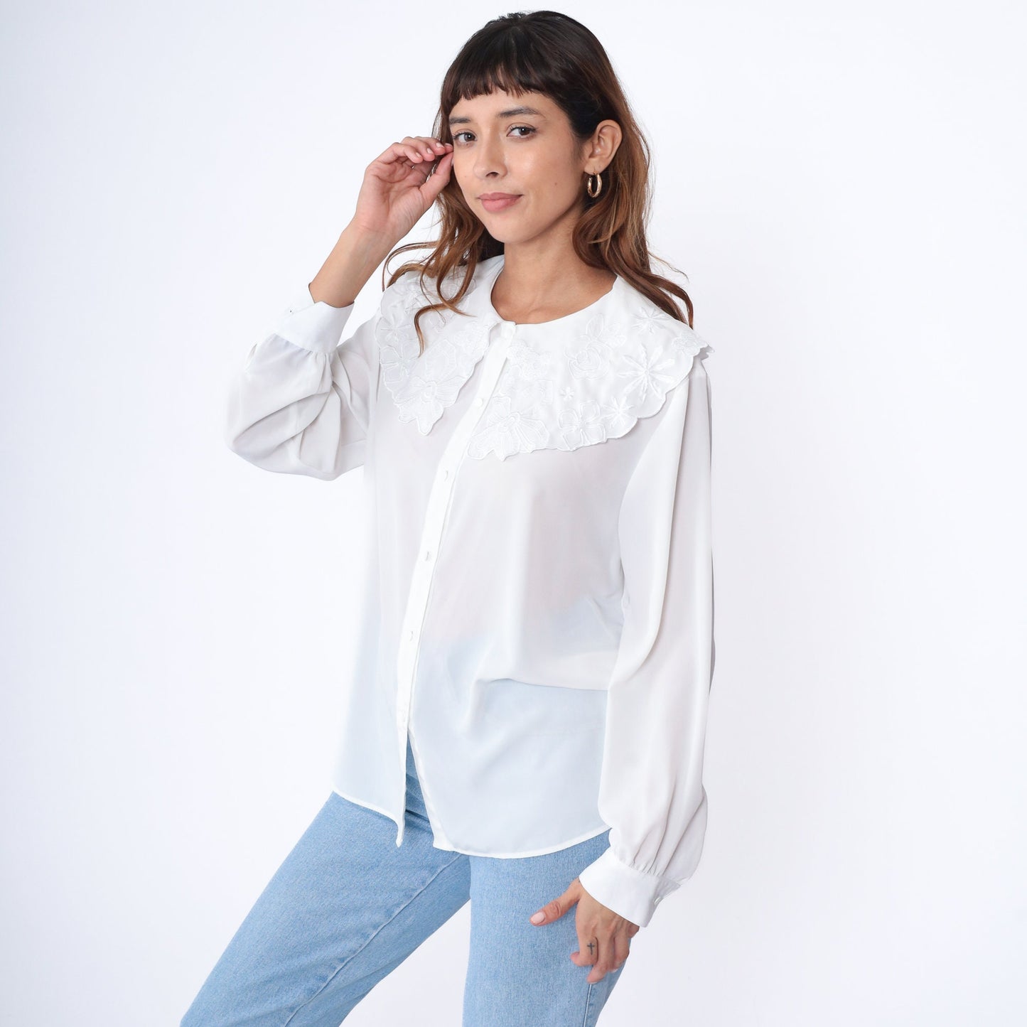80s White Floral Embroidered Puritan Collar Blouse Button Up Long Sleeve Medium
