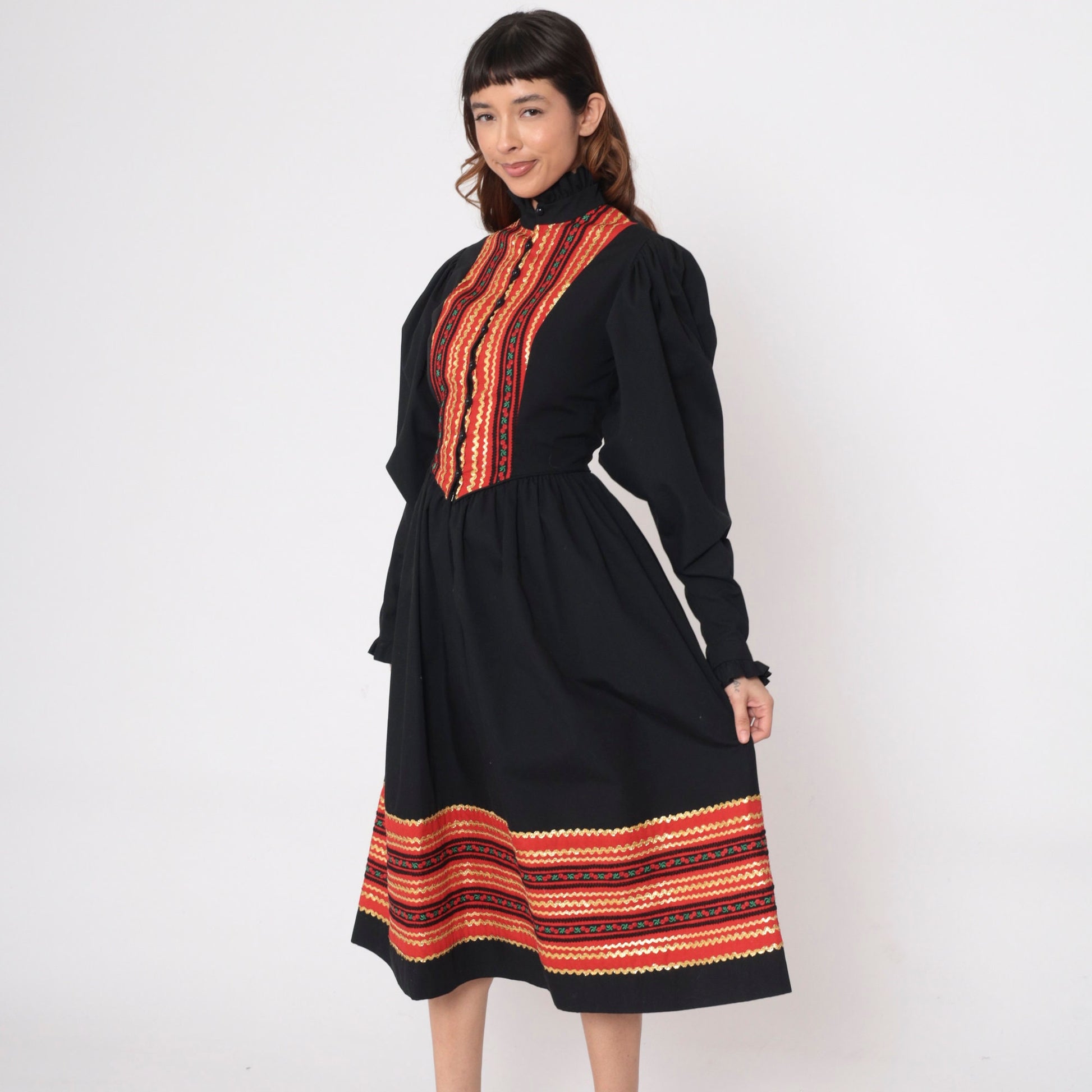 70s Black Floral Embroidered Midi Dress Leg Of Mutton Sleeve Gold Ric Rac Small
