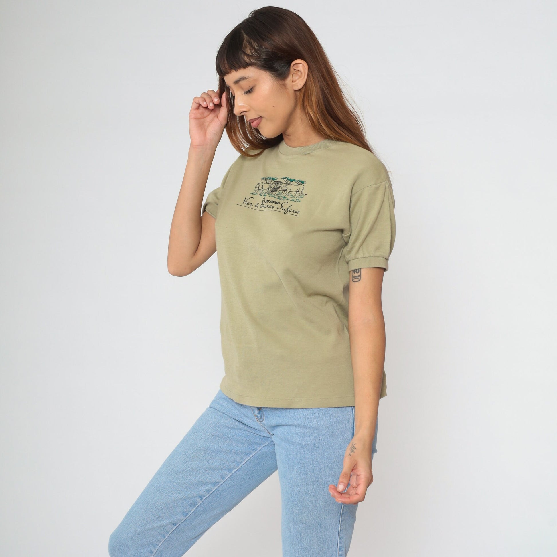 00s Ker And Downey Safaris Lion Graphic T-Shirt Khaki Cotton Medium