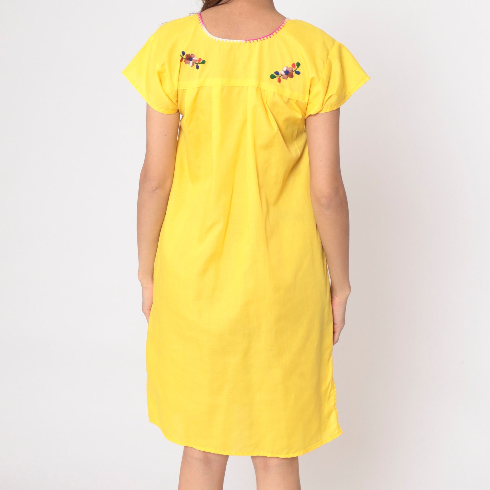 90s Mexican Yellow Cotton Midi Dress Floral Embroidered Short Sleeve Extra Small