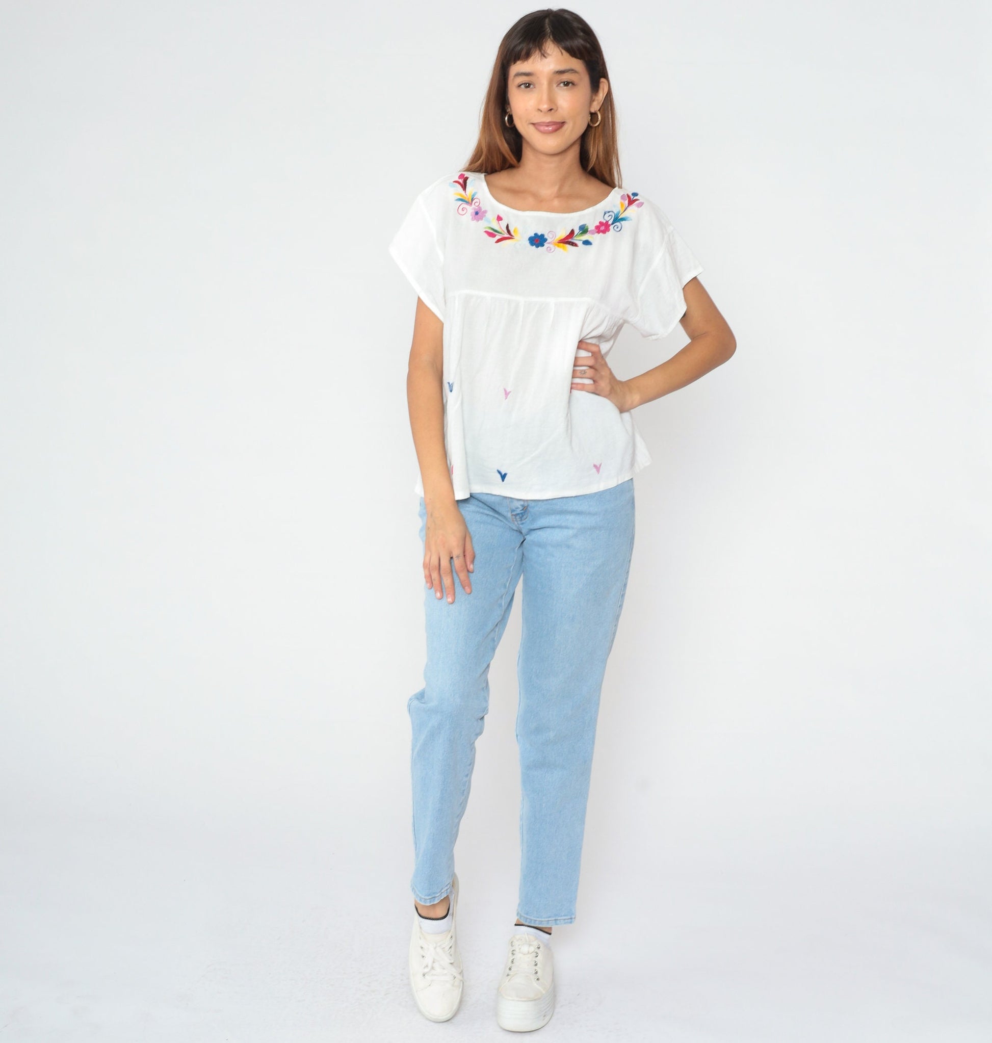 90s Mexican Floral Embroidered Blouse White Cotton Babydoll Empire Waist Small